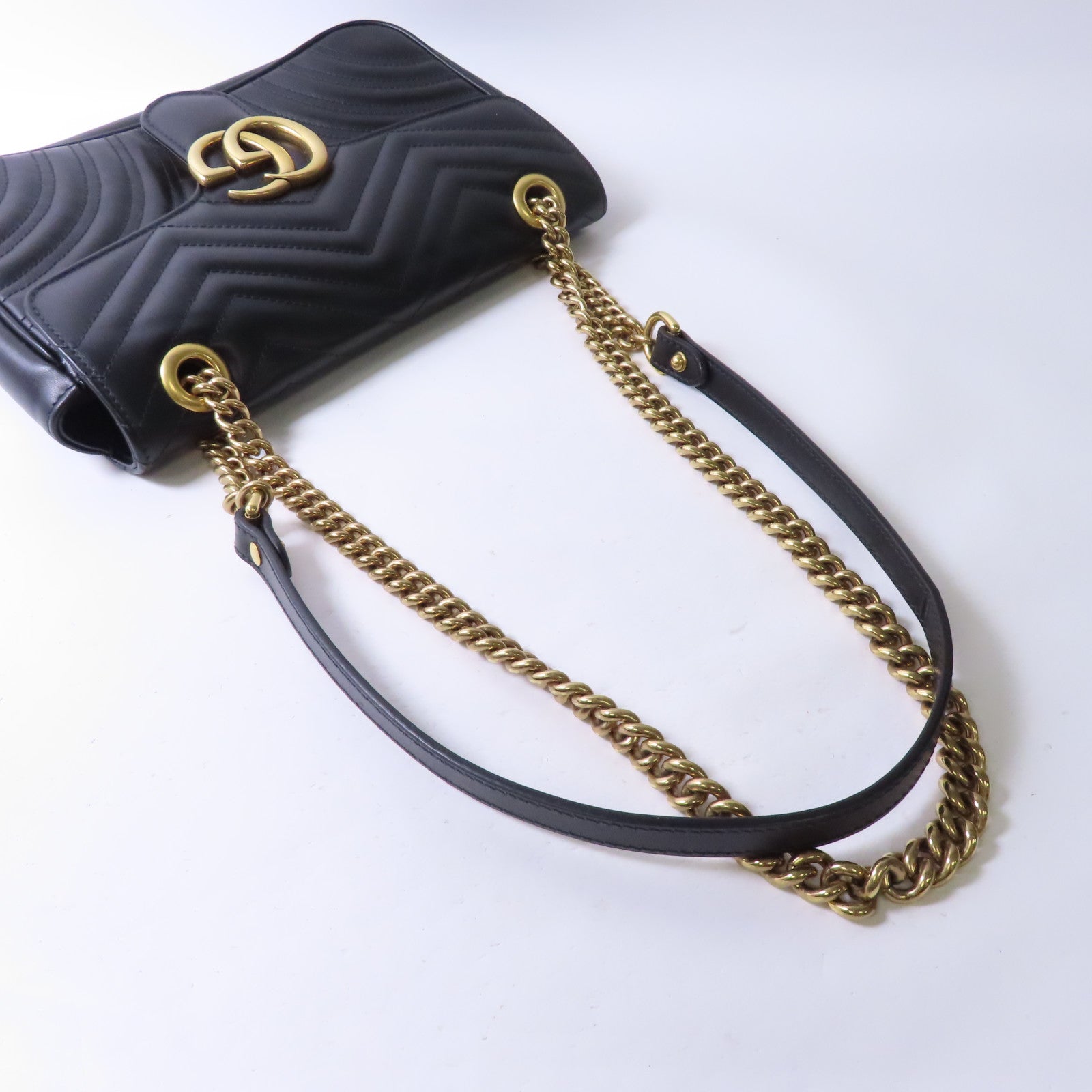 GUCCI 牛皮皮革GG Marmont Chain Shoulder Bag金扣鏈帶肩背袋黑色