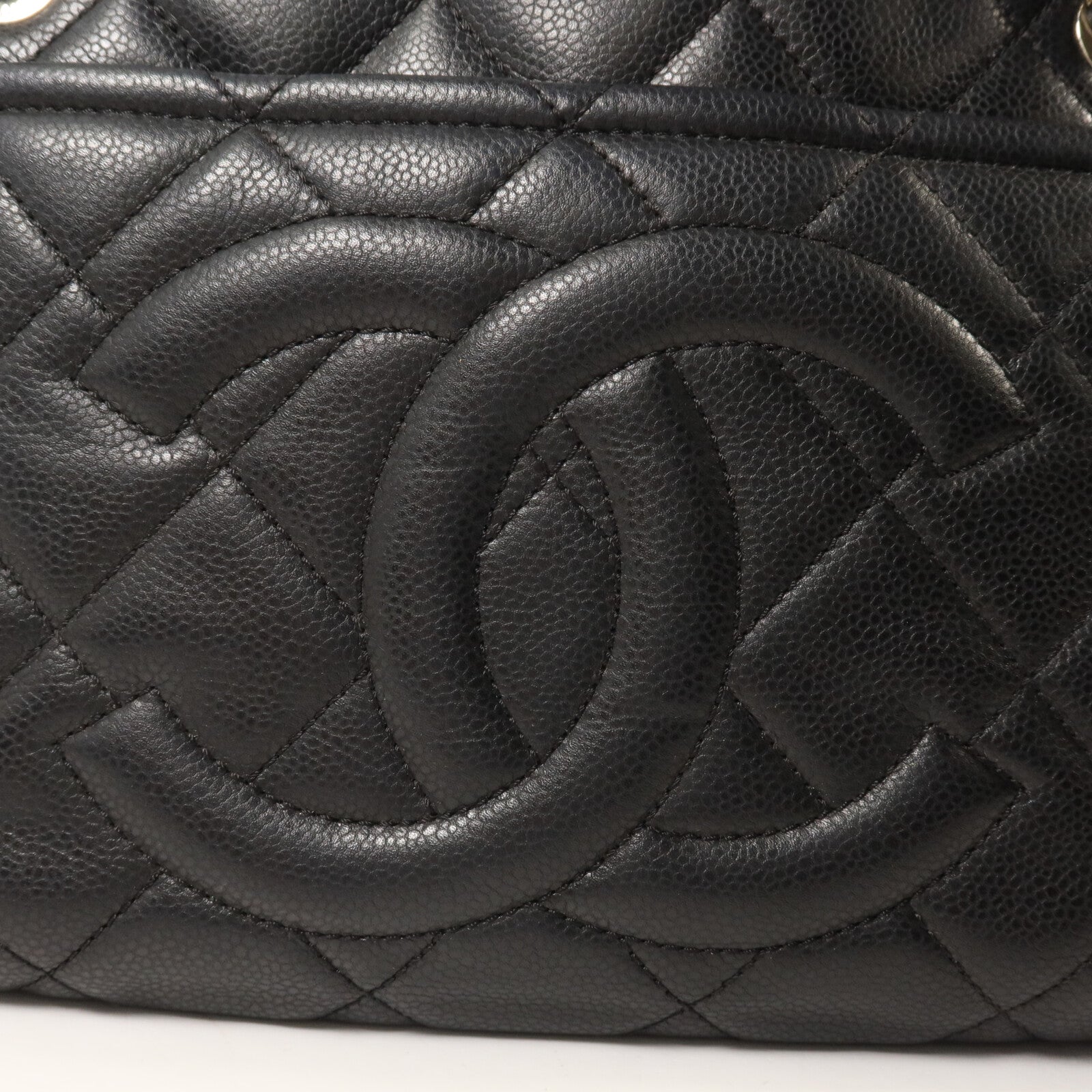 CHANEL 牛皮皮革Timeless CC Soft Bag鏈帶肩背袋