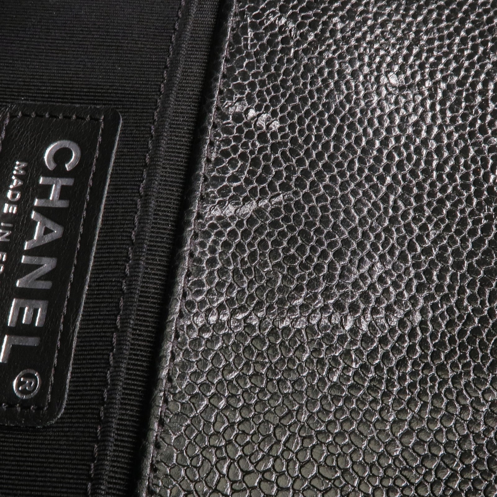 CHANEL 牛皮皮革Boy 25銀扣鏈帶肩背袋