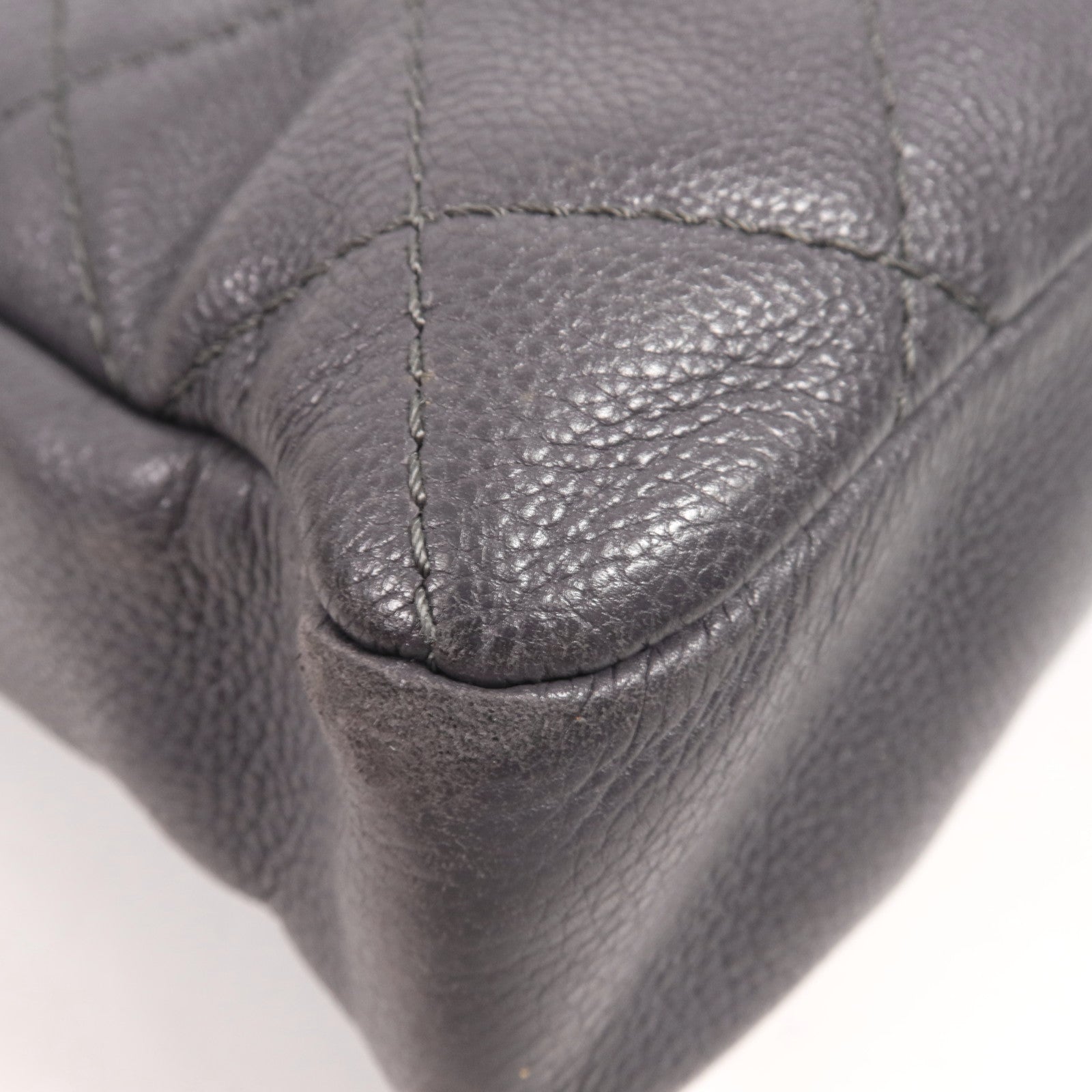 CHANEL 牛皮皮革Chain Shoulder銀扣肩背袋