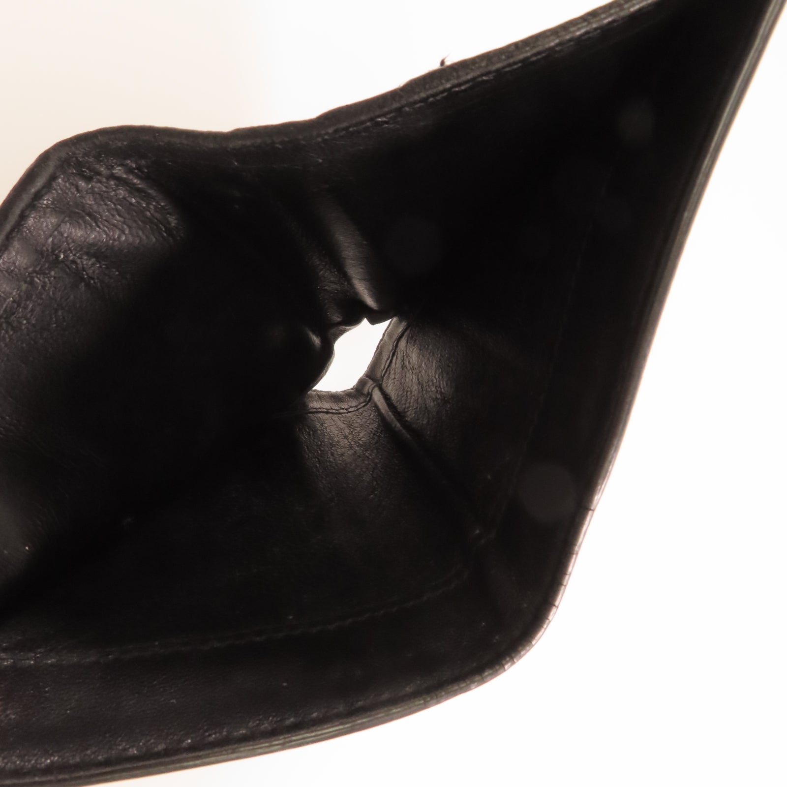 BOTTEGA VENETA 羊皮皮革Wallet金扣錢包黑色