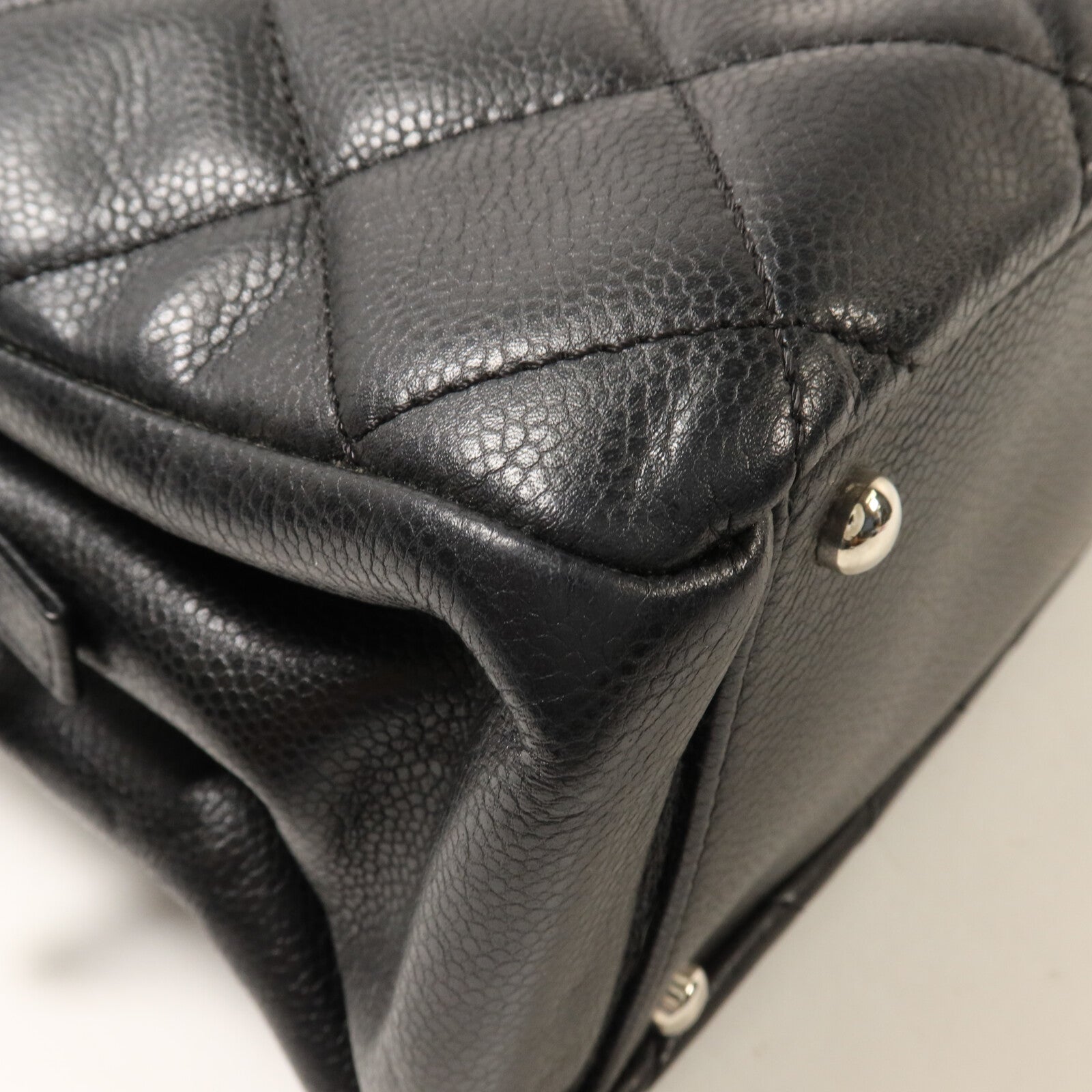 CHANEL 牛皮皮革Timeless CC Soft Bag鏈帶肩背袋
