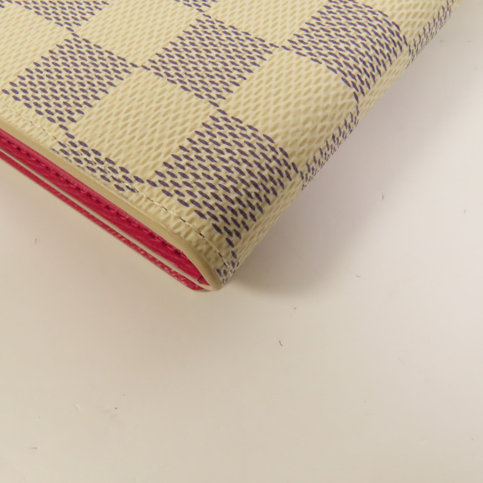LOUIS VUITTON 【激減優惠】Damier Azur Vivienne Holiday金扣長銀包
