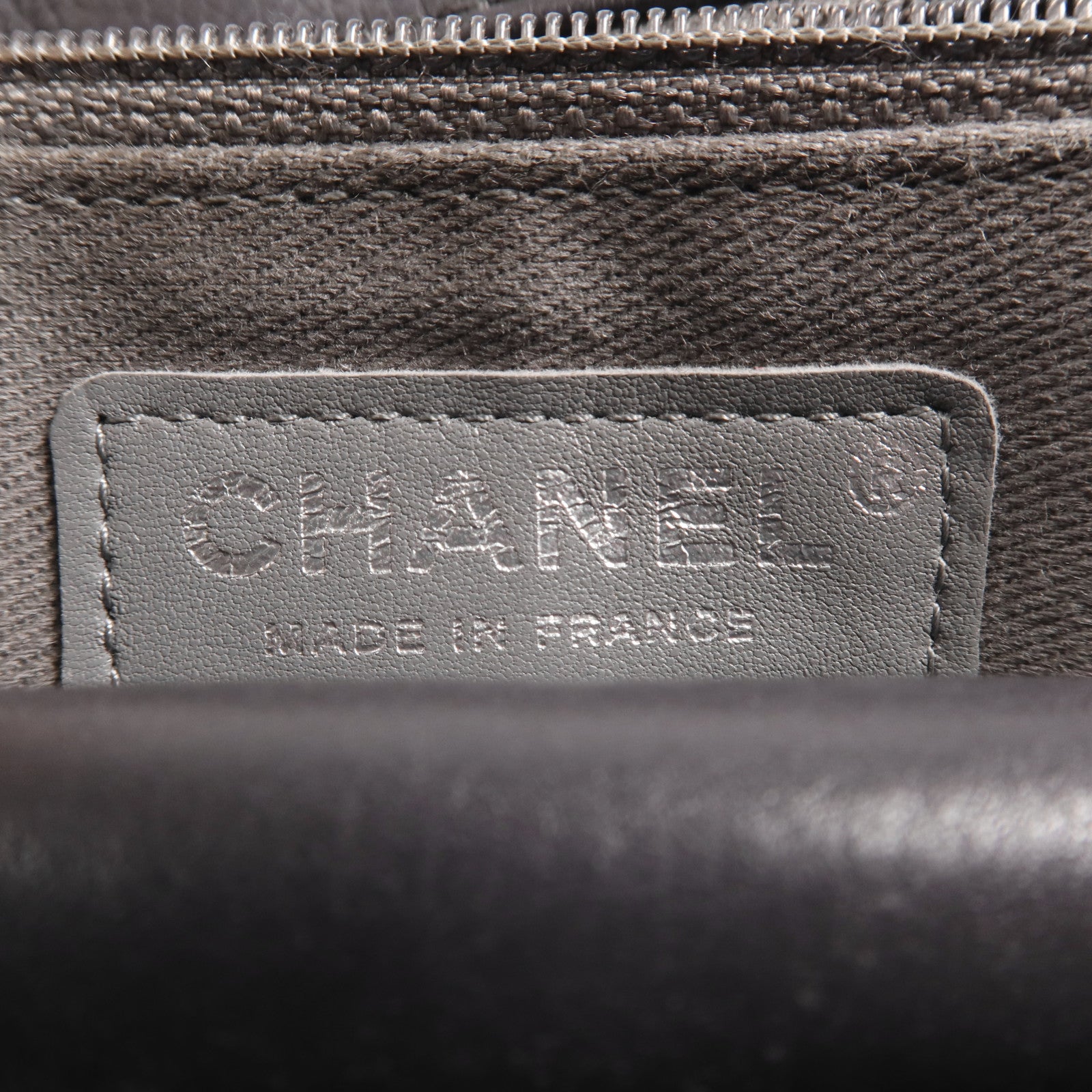 CHANEL 牛皮皮革Chain Shoulder銀扣肩背袋