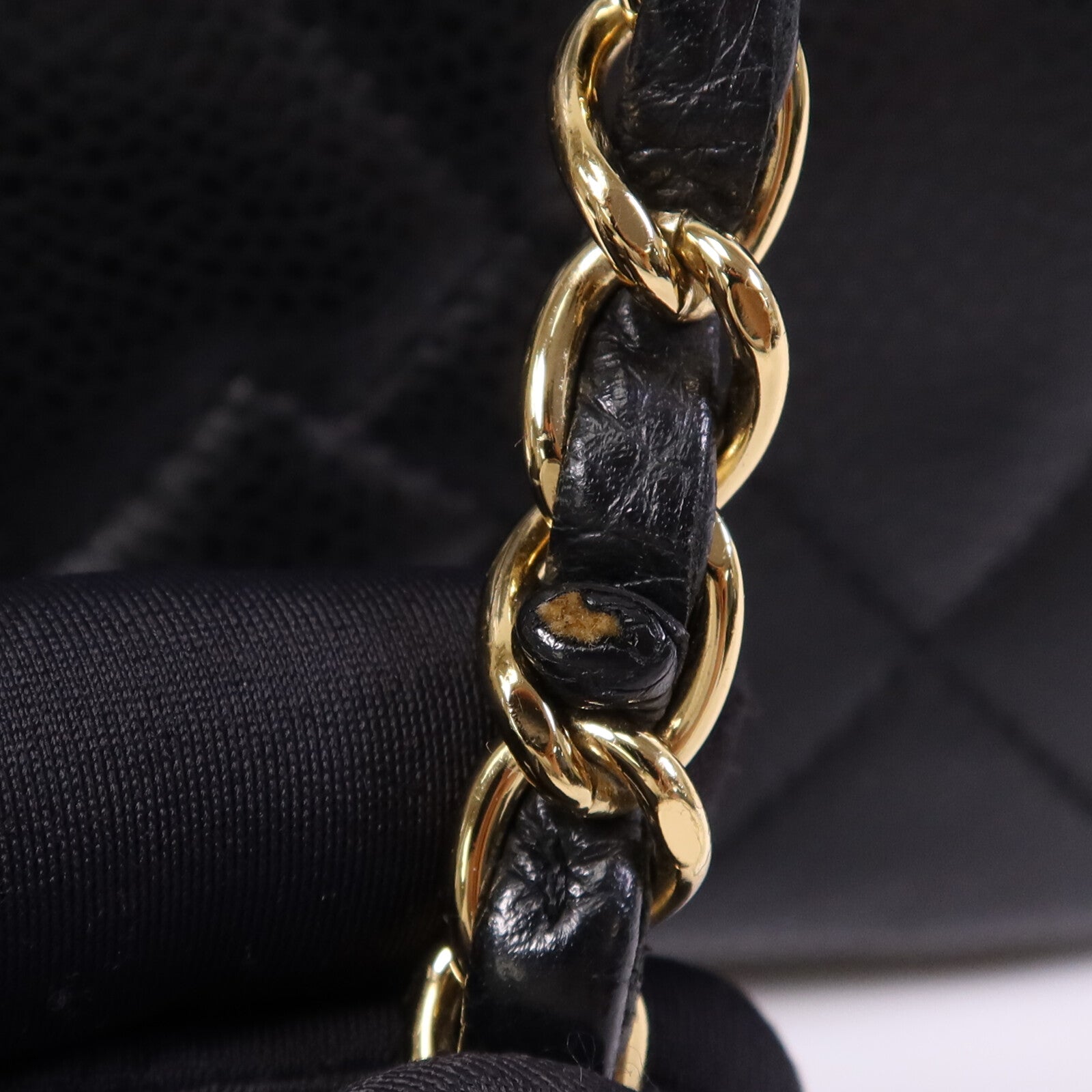 CHANEL 牛皮皮革Timeless CC金扣鏈帶肩背袋