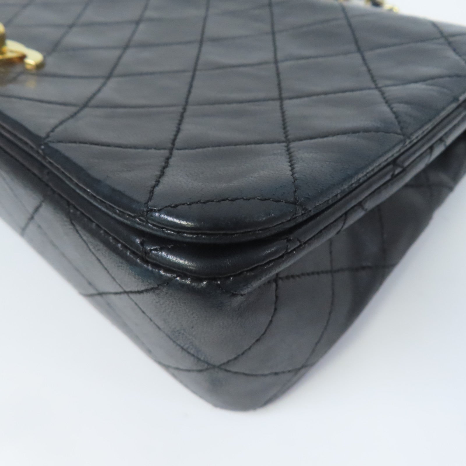 CHANEL CC GHW Vintage Shoulder Bag Lambskin Leather Black