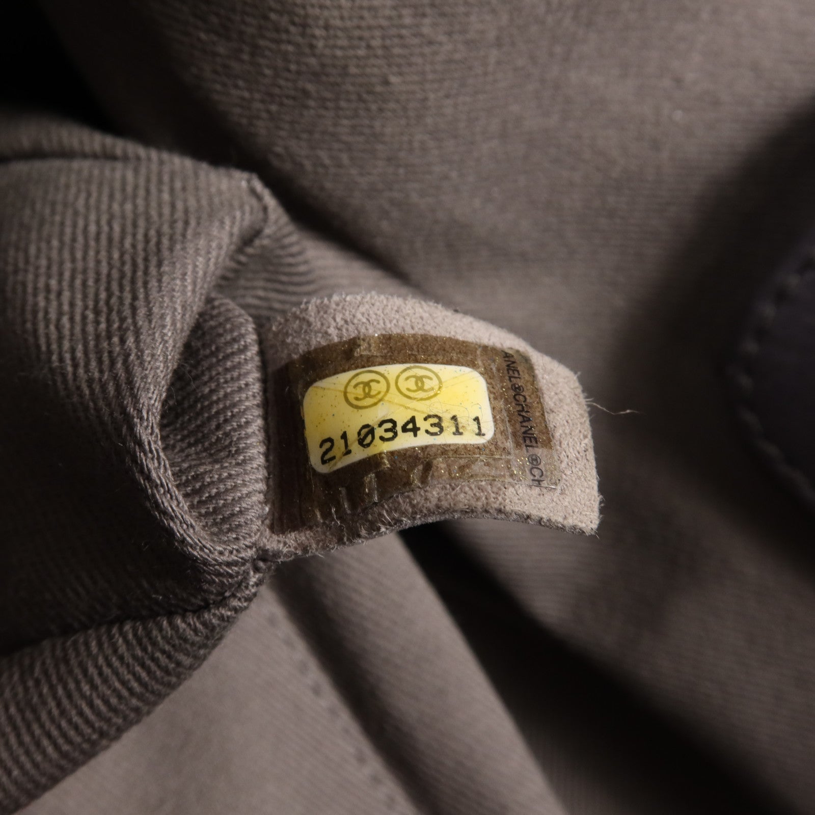 CHANEL 牛皮皮革Chain Shoulder銀扣肩背袋