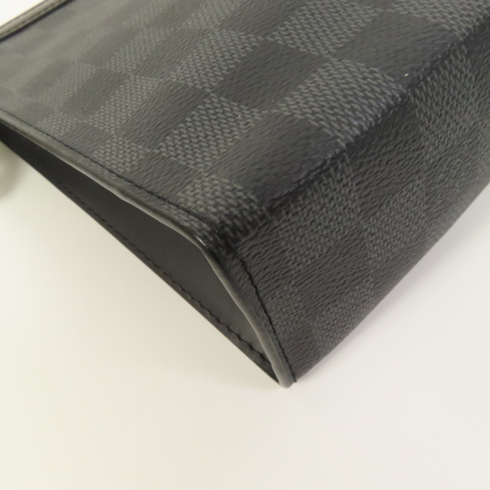 LOUIS VUITTON Damier Graphite Pochette Voyage MM銀扣手拿包