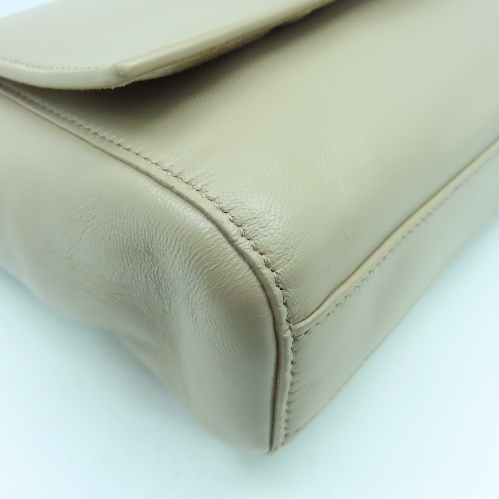 SAINT LAURENT 【激減優惠】牛皮皮革Reversible Medium In Suede金扣鏈帶肩背袋粉紅色