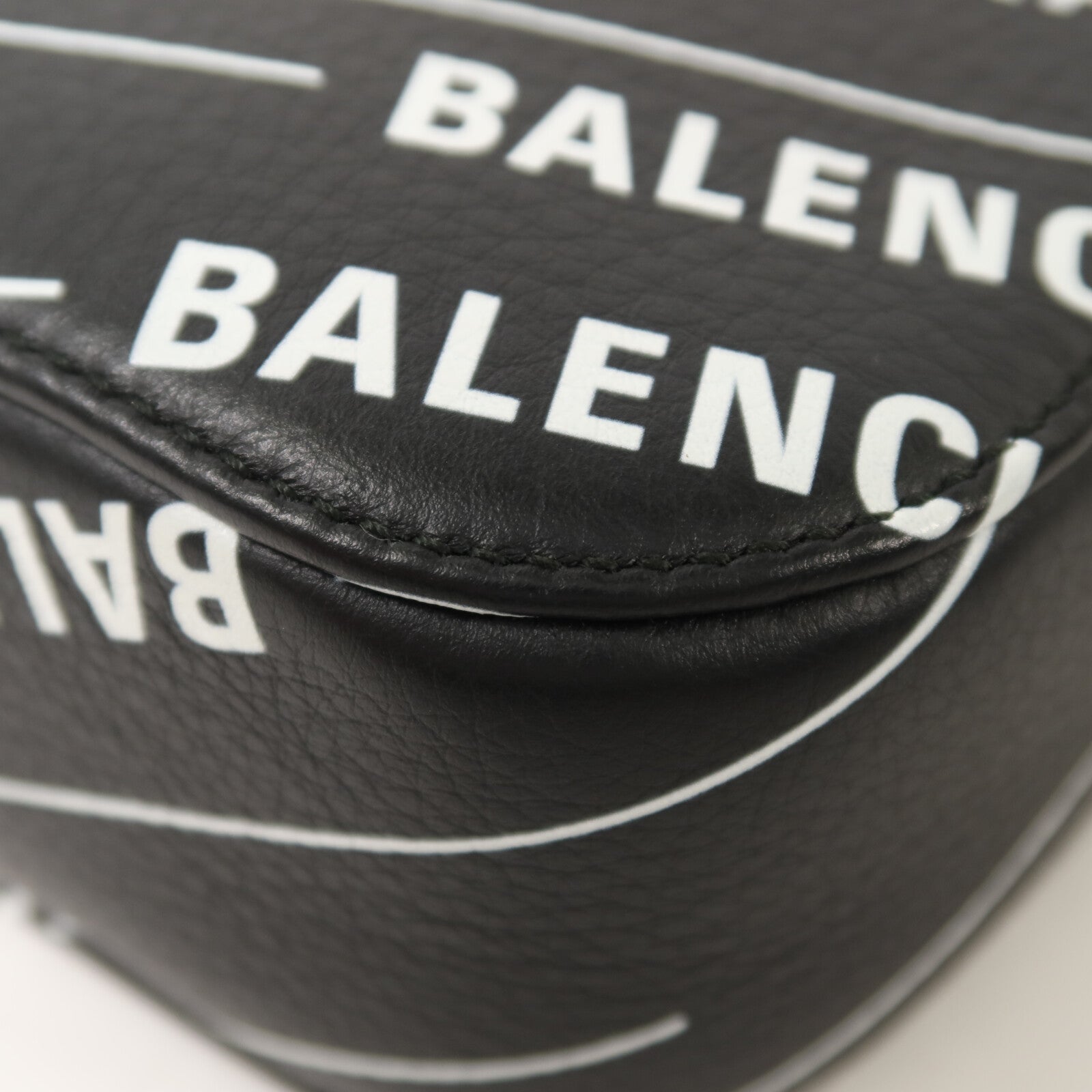 BALENCIAGA 牛皮皮革Shoulder Bag肩背袋