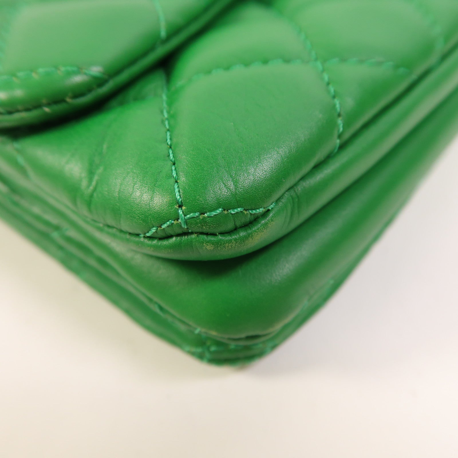 CHANEL 羊皮皮革Shoulder Bag銀扣鏈帶肩背袋