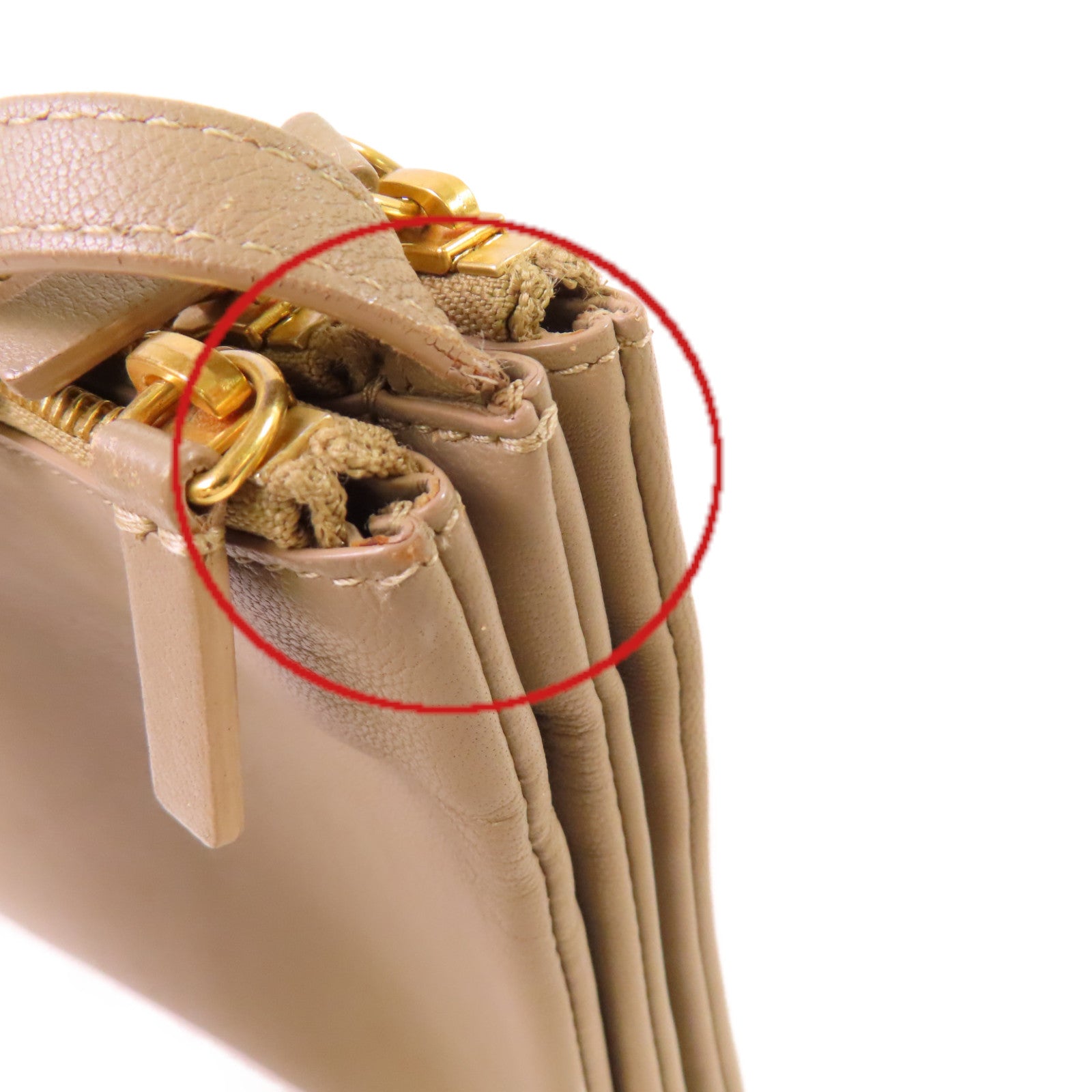 CELINE 牛皮皮革Trio Shoulder Bag金扣肩背袋米色