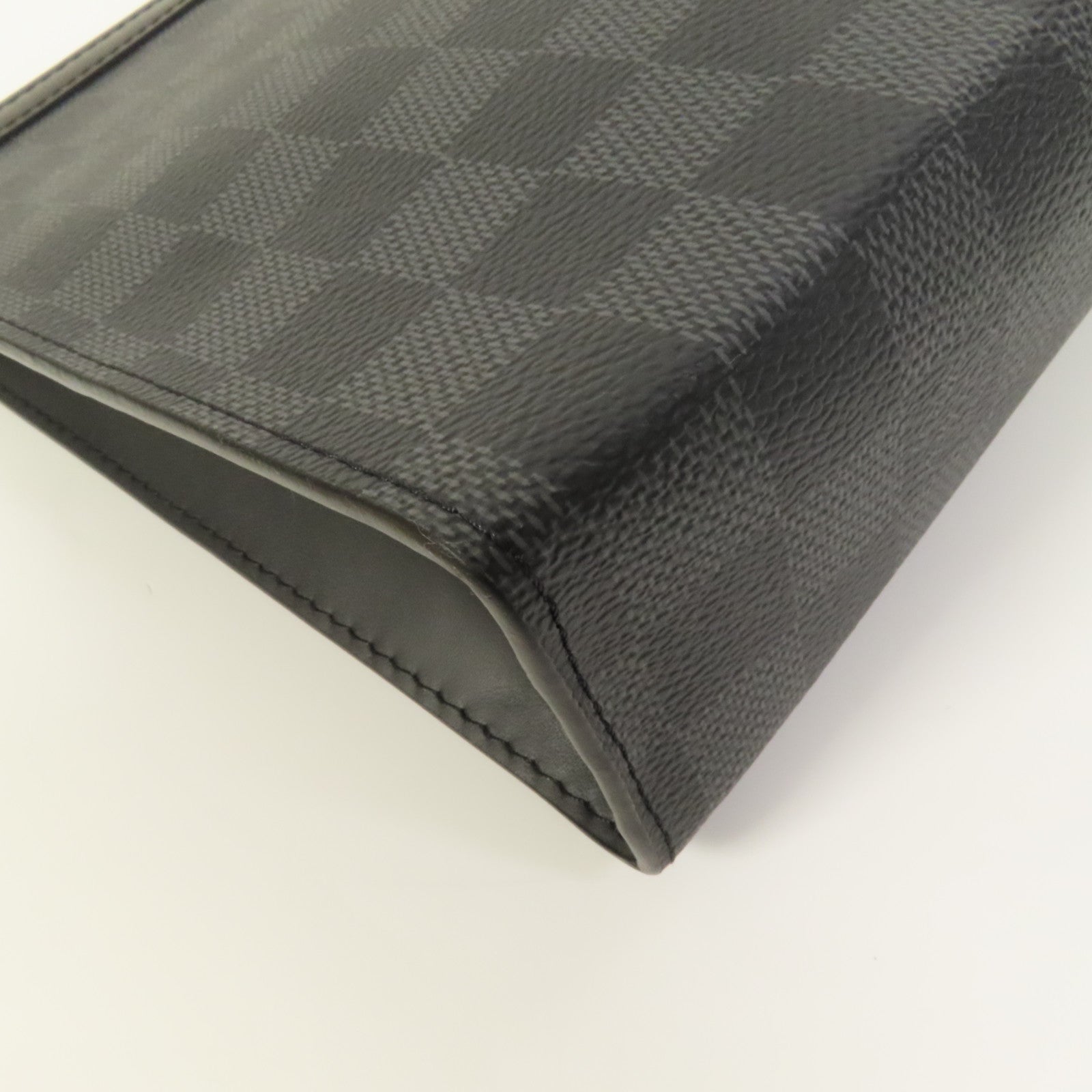 LOUIS VUITTON Damier Graphite Pochette Voyage MM銀扣手拿包