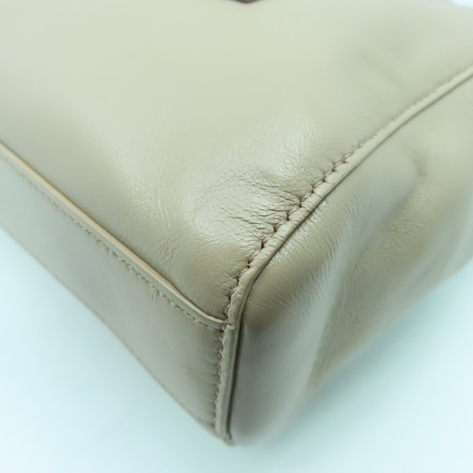 SAINT LAURENT 【激減優惠】牛皮皮革Reversible Medium In Suede金扣鏈帶肩背袋粉紅色