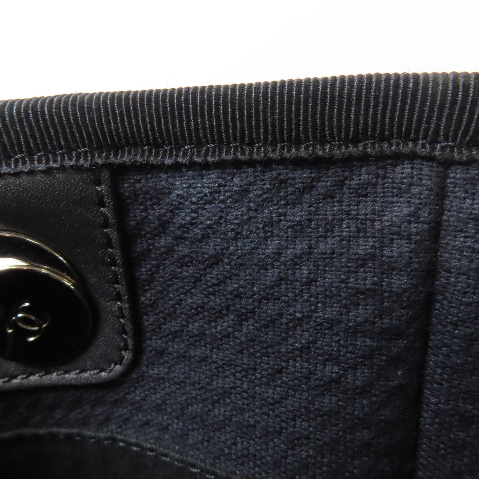 CHANEL 帆布Deauville Tote Bag銀扣手挽袋