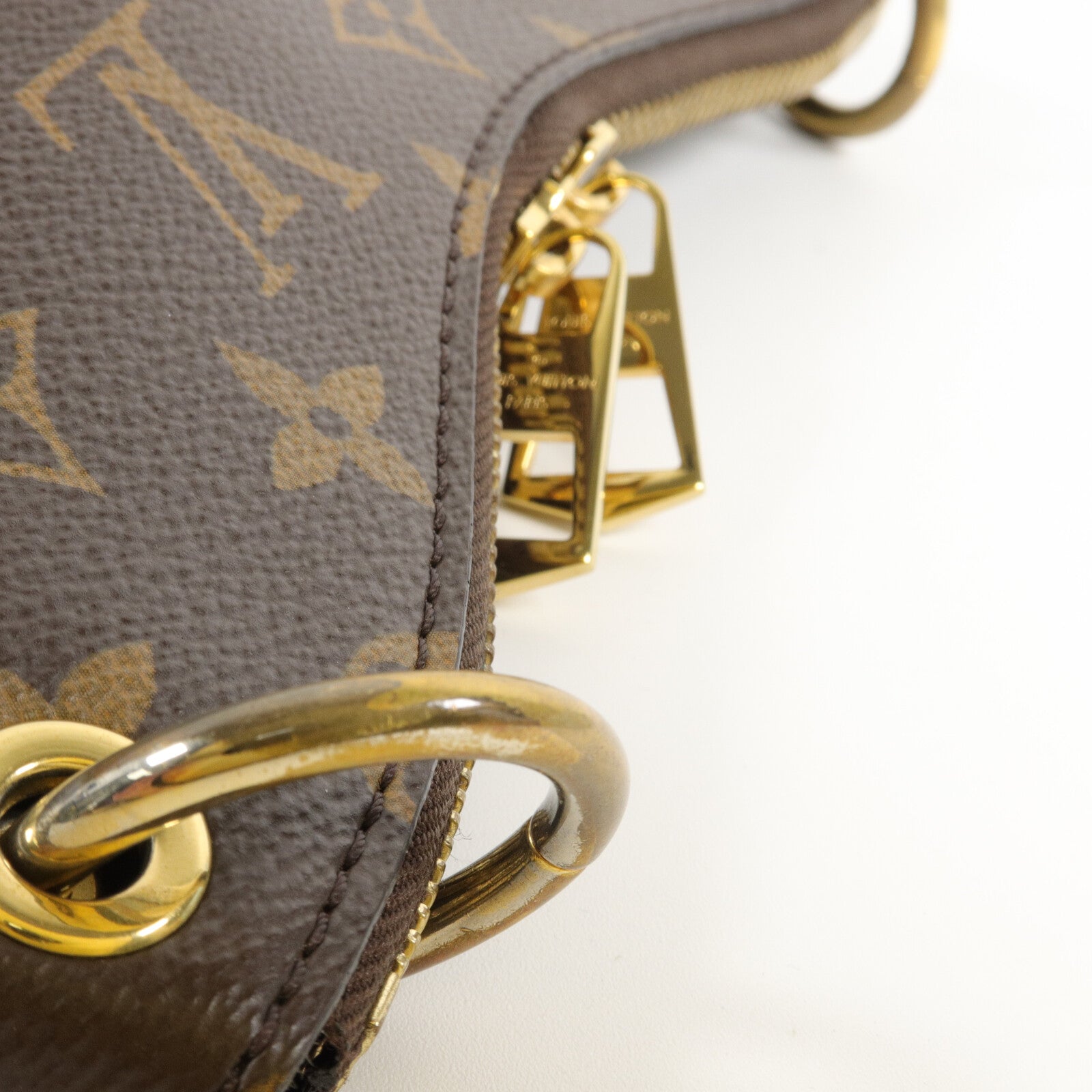 LOUIS VUITTON Monogram Odeon PM肩背袋