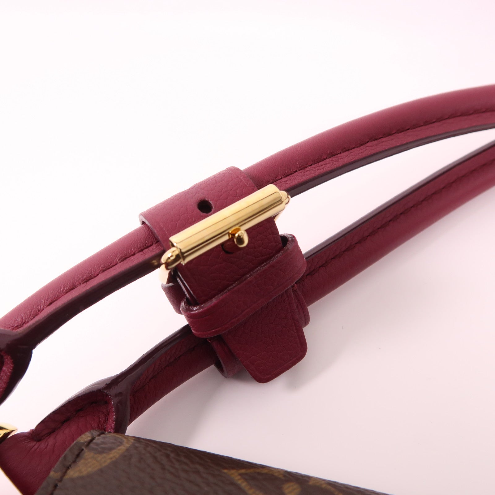 LOUIS VUITTON 【激減優惠】Monogram Olympe金扣肩背袋