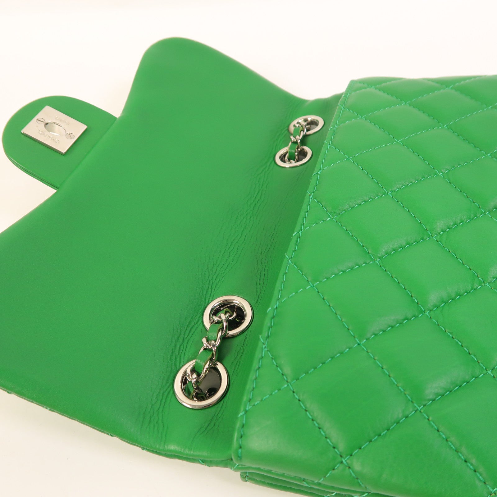 CHANEL 羊皮皮革Shoulder Bag銀扣鏈帶肩背袋