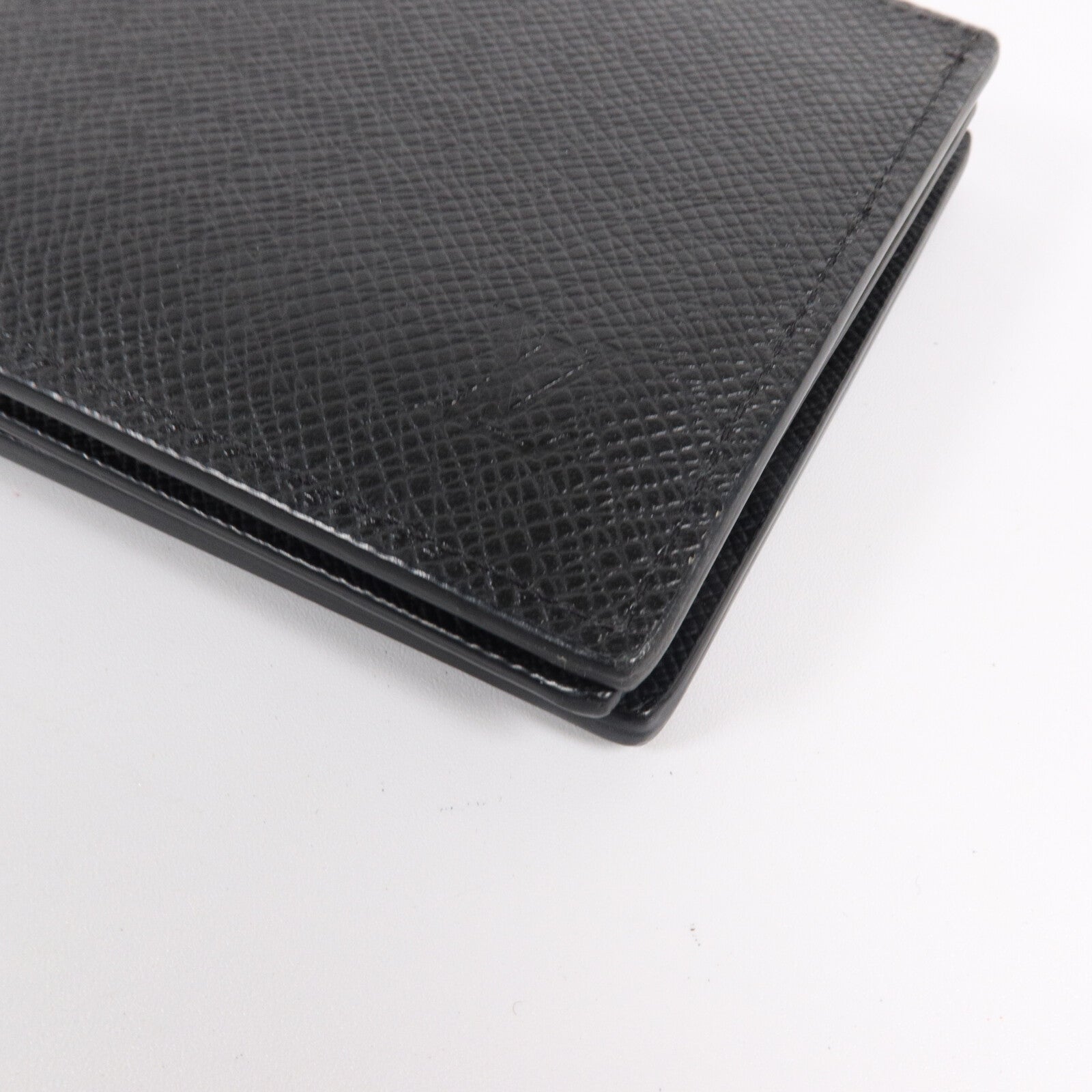 LOUIS VUITTON Taiga Amerigo Wallet錢包