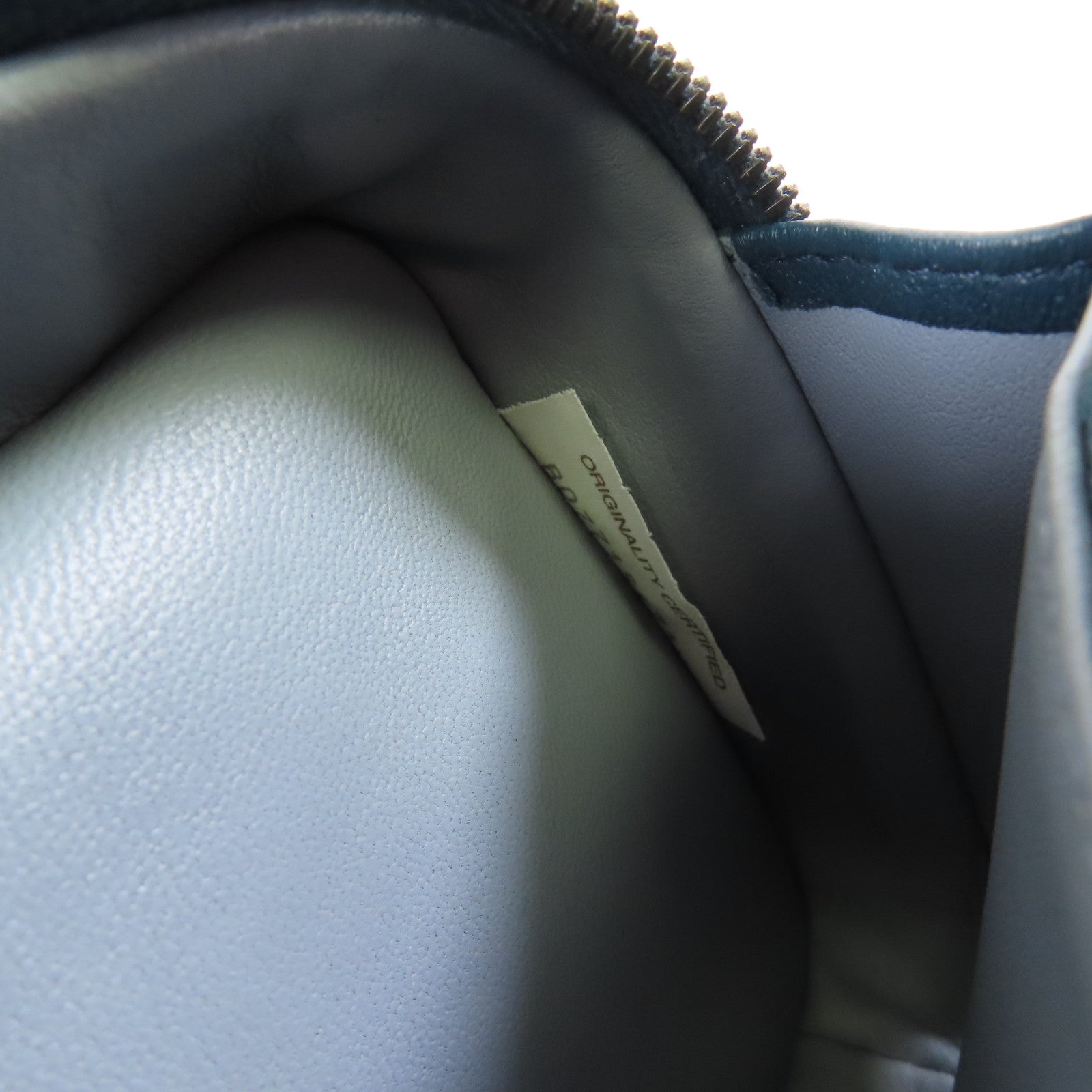 BOTTEGA VENETA 羊皮皮革Shoulder Bag黑扣鏈帶肩背袋