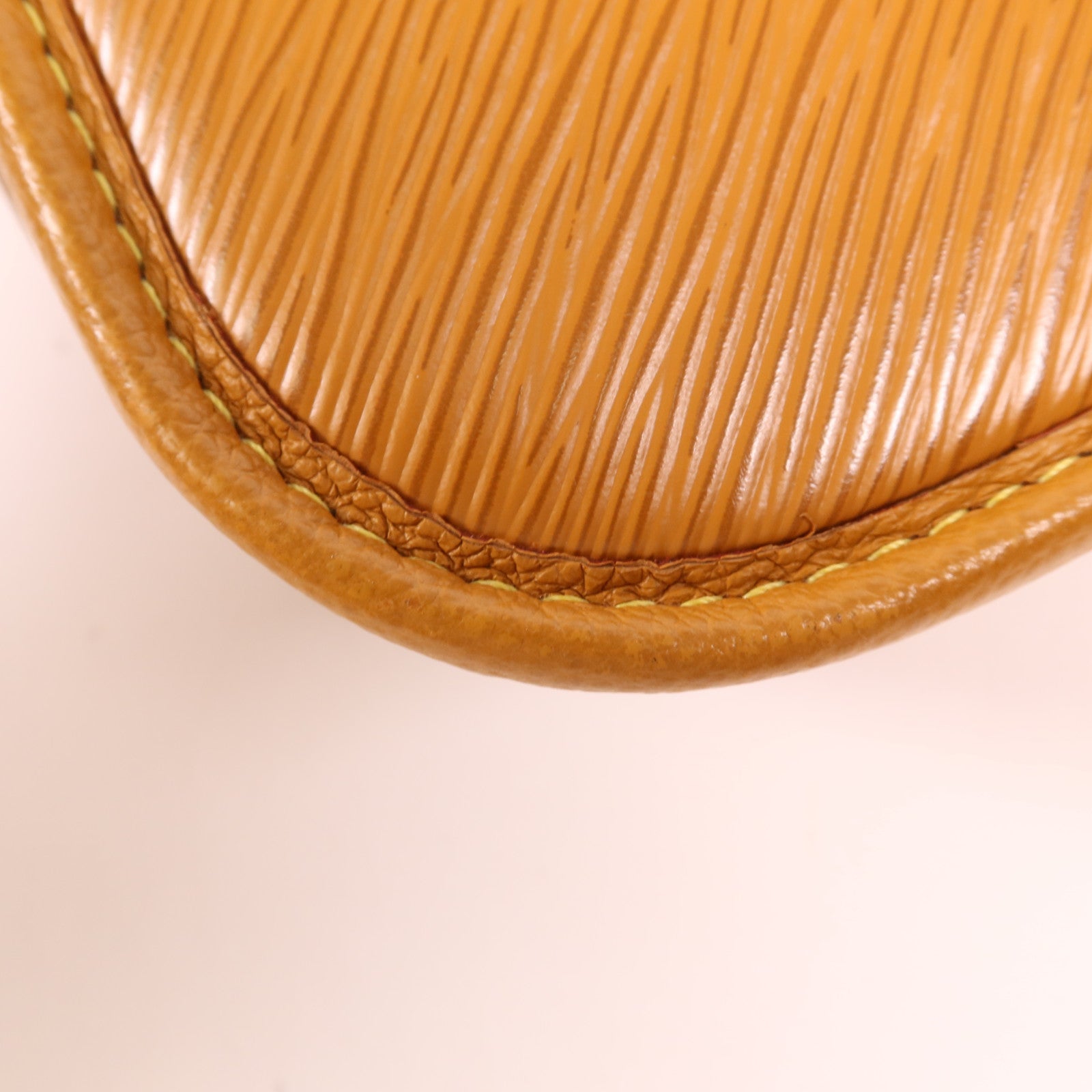 LOUIS VUITTON Epi Buci銀扣肩背袋