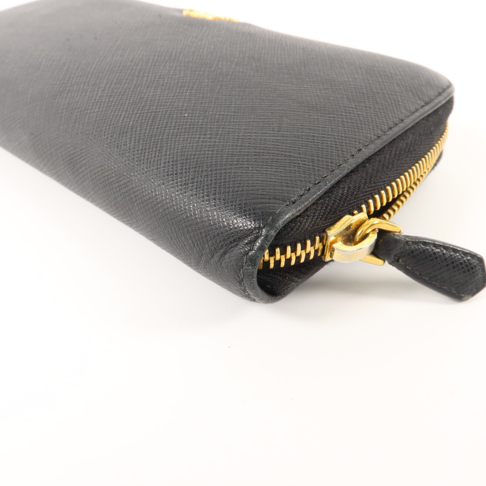 PRADA Saffiano皮革Zipper Long Wallet長錢包