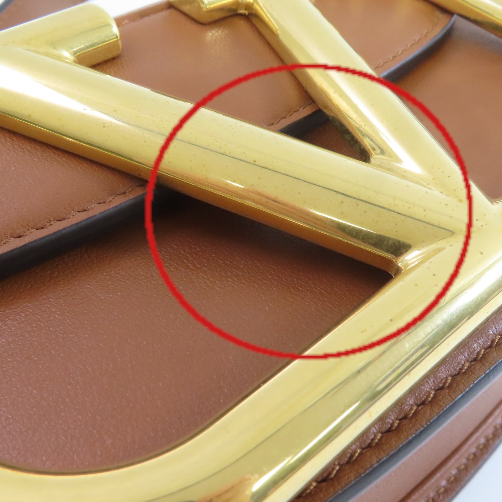 Valentino 【激減優惠】牛皮皮革Shoulder Bag金扣肩背袋啡色