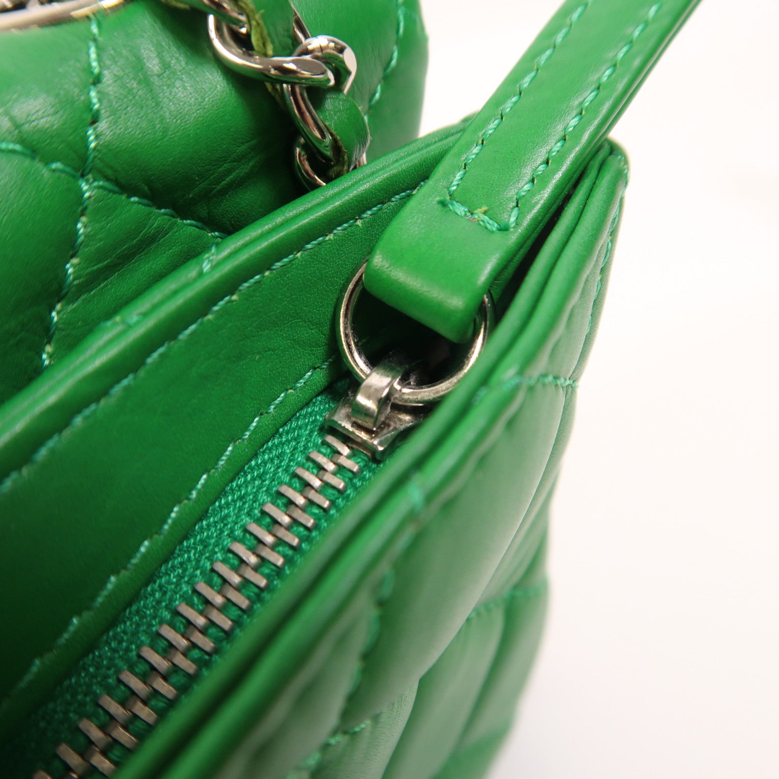 CHANEL 羊皮皮革Shoulder Bag銀扣鏈帶肩背袋