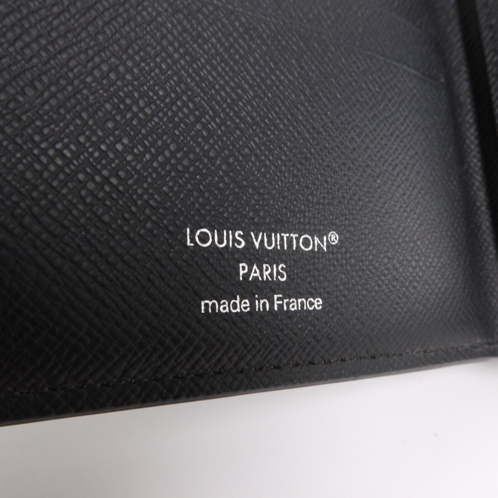 LOUIS VUITTON Taiga Amerigo Wallet錢包