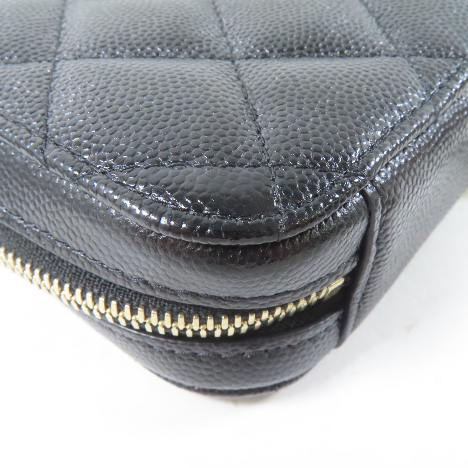 CHANEL 菱格Caviar皮革Chain Shoulder金扣鏈帶肩背袋黑色