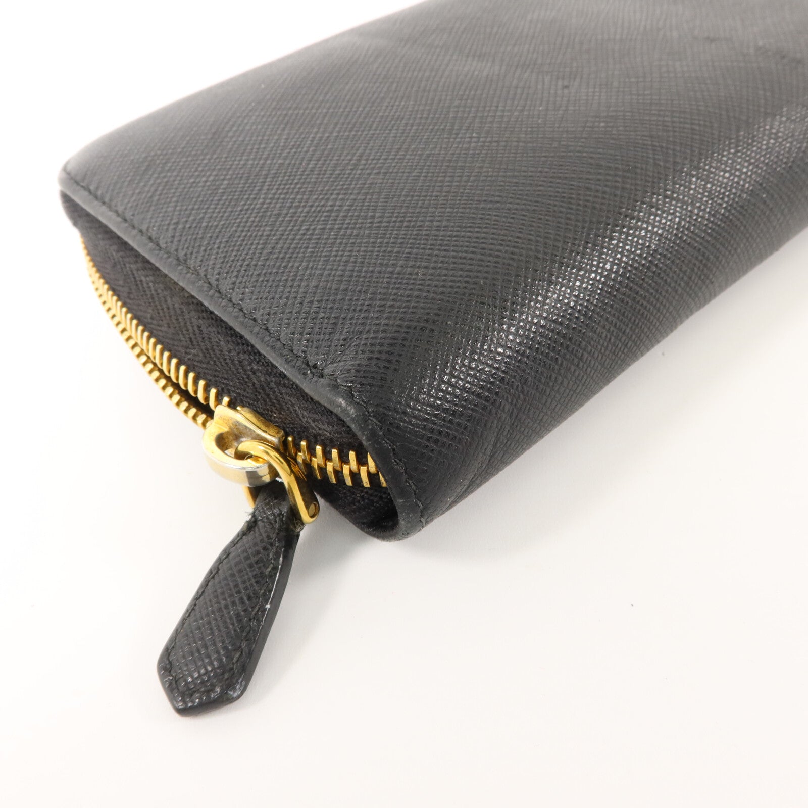 PRADA Saffiano皮革Zipper Long Wallet長錢包