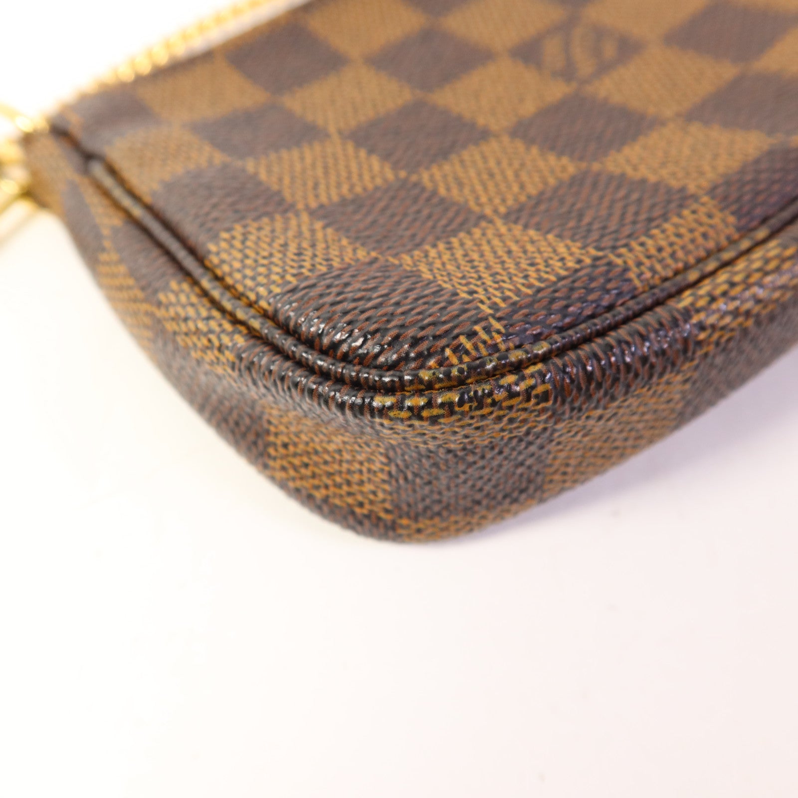LOUIS VUITTON Monogram Mini Pochette Accessoires金扣手挽袋