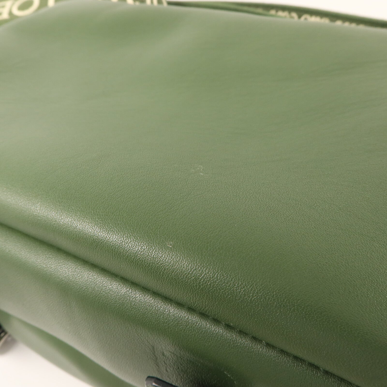 LOEWE 牛皮皮革Military XS肩背袋