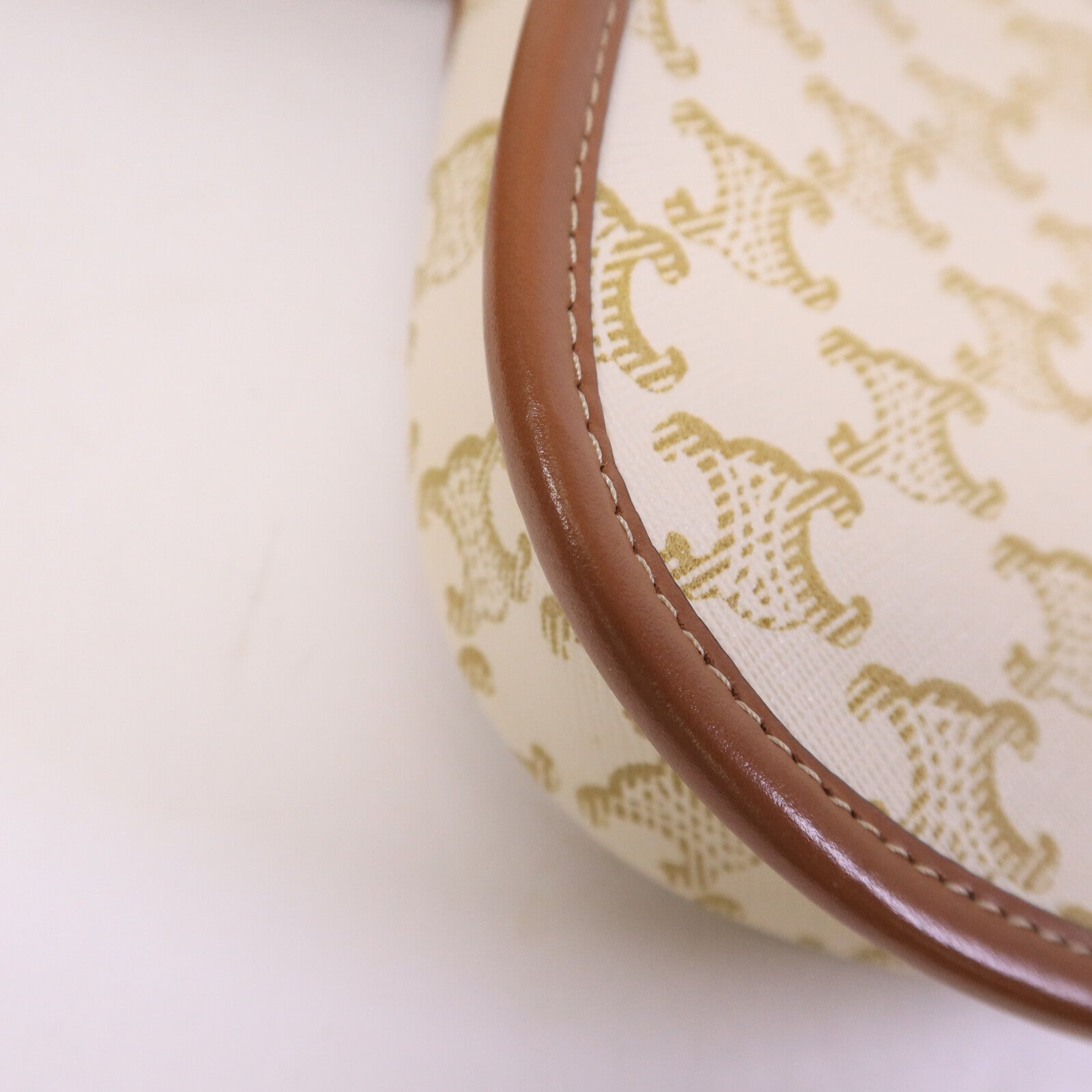 CELINE 塗層帆布Mini Besace肩背袋
