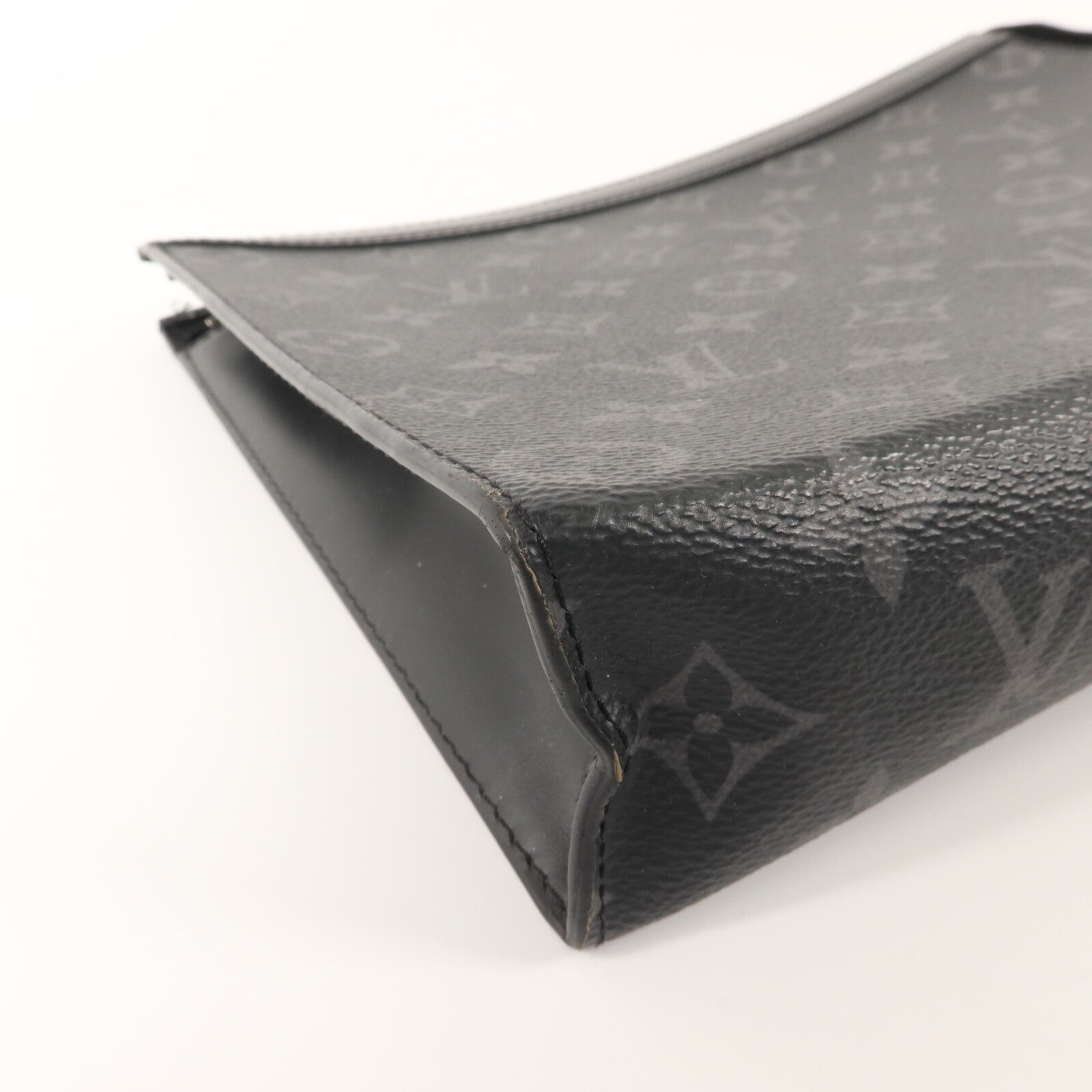 LOUIS VUITTON Monogram Eclipse Pochette Voyage MM手拿包