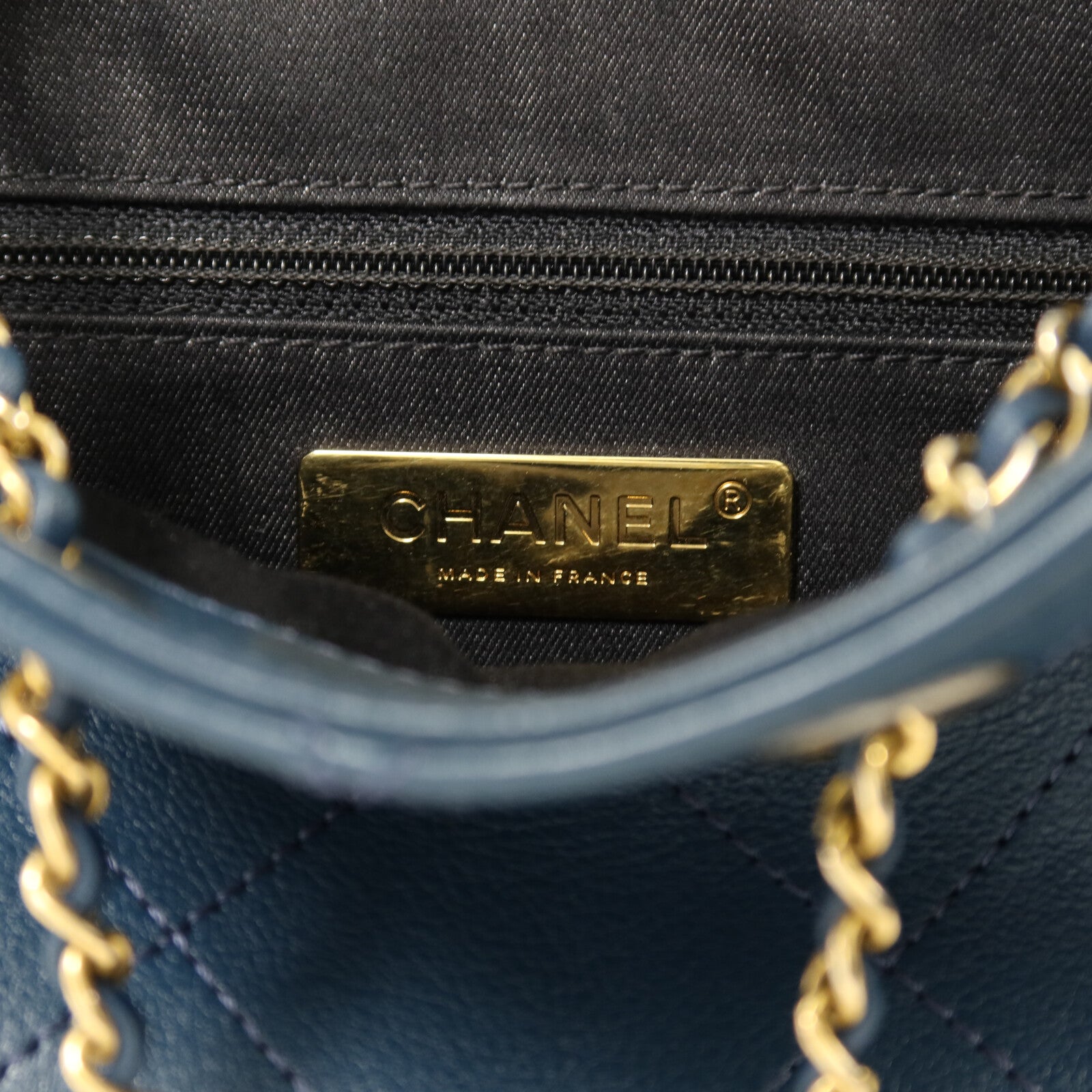 CHANEL 牛皮皮革Chain Shoulder鏈帶肩背袋