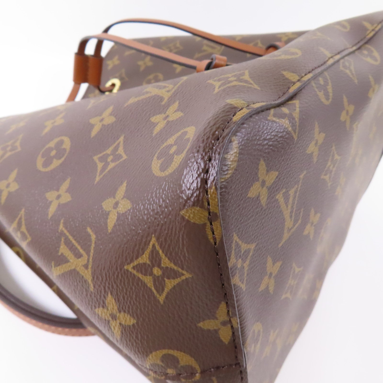 LOUIS VUITTON Monogram NeoNoe MM金扣肩背袋