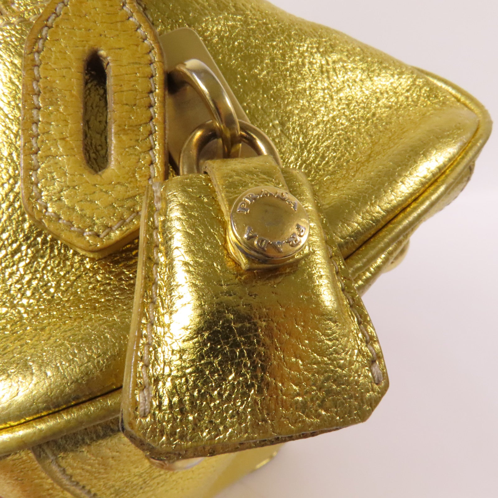 PRADA 牛皮皮革/Rattan Hand Bag金扣手挽袋