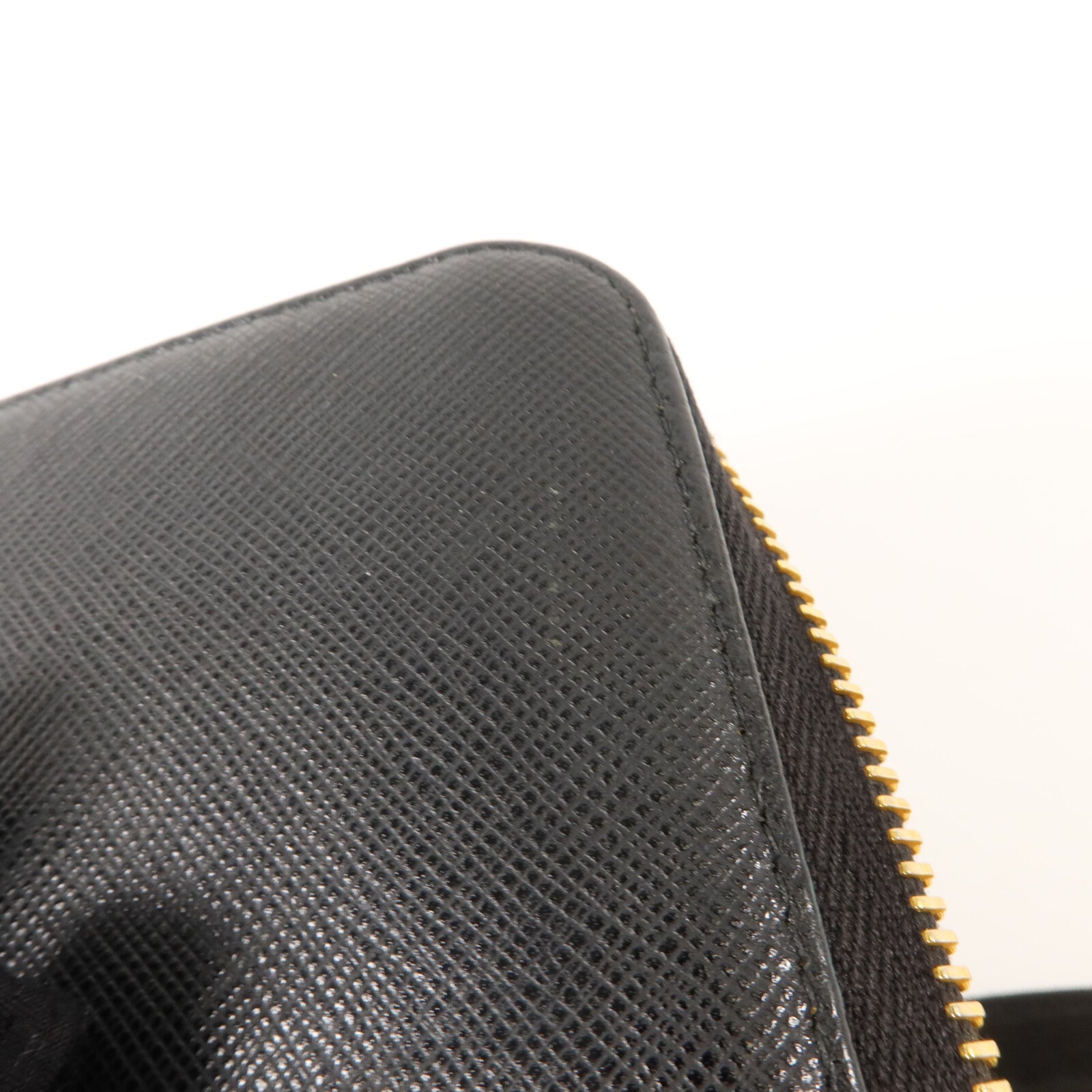 PRADA Saffiano皮革Zipper Long Wallet長錢包