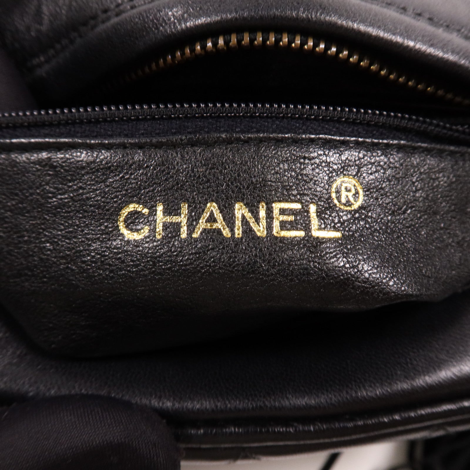 CHANEL 羊皮皮革Chain Shoulder金扣鏈帶肩背袋