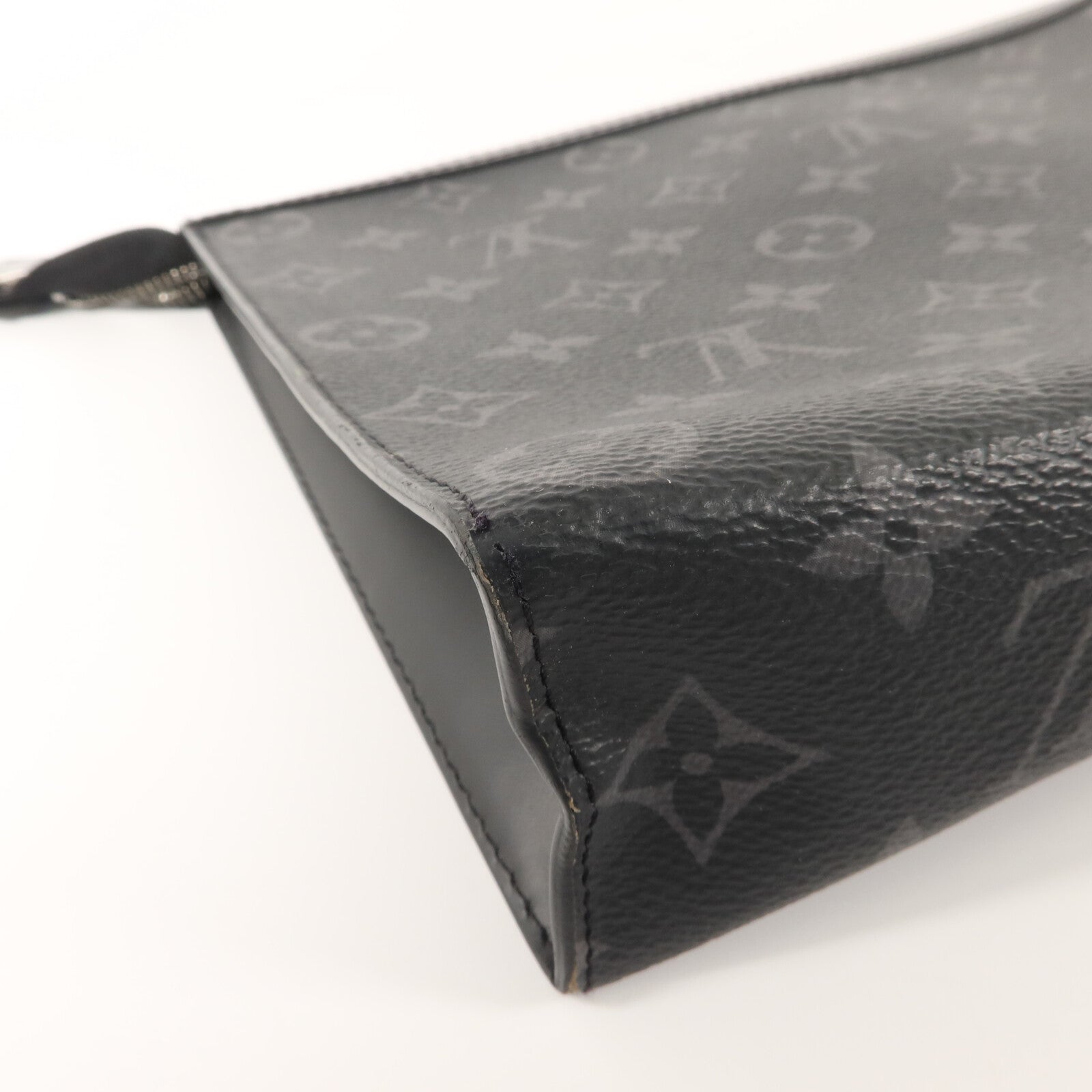 LOUIS VUITTON Monogram Eclipse Pochette Voyage MM手拿包