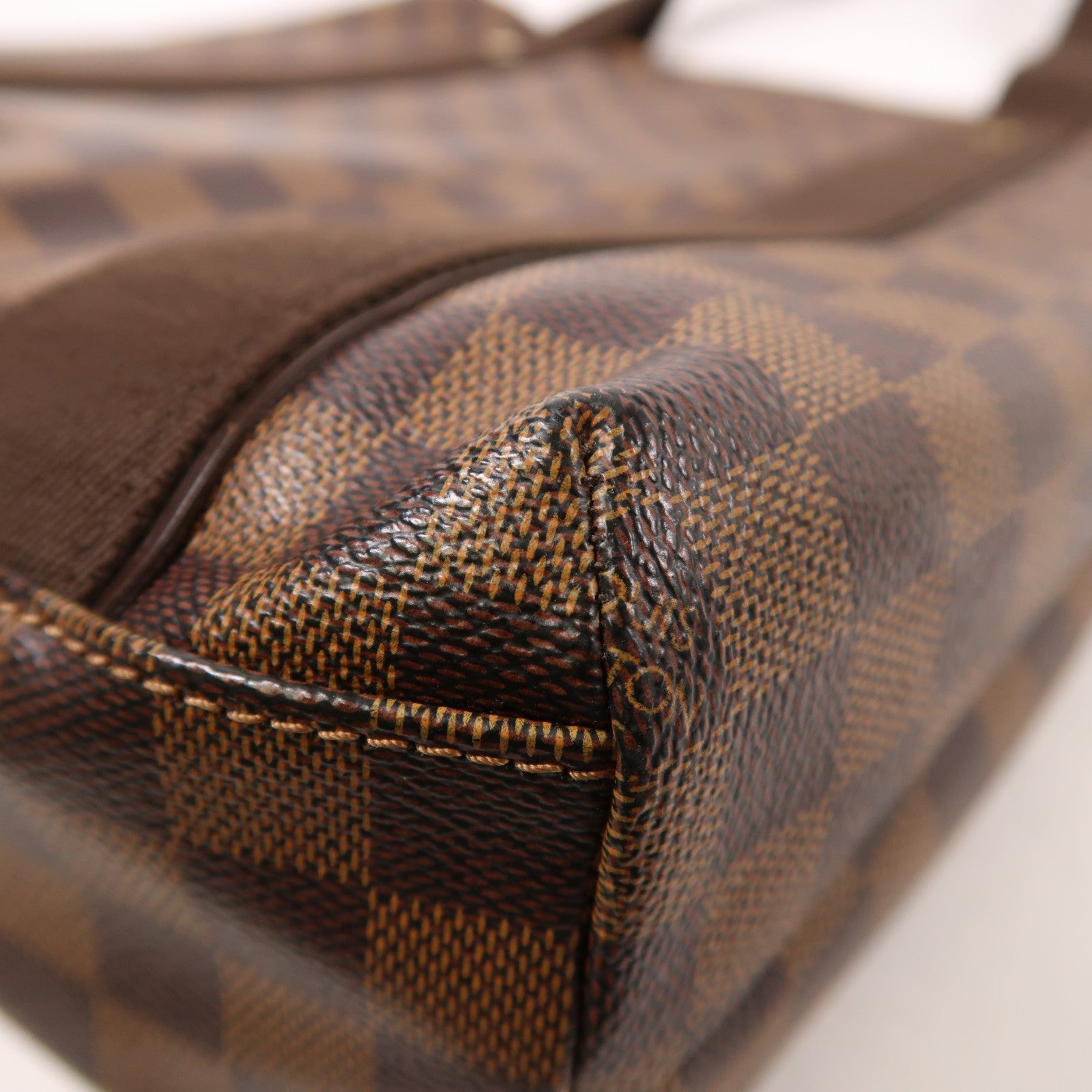 LOUIS VUITTON Damier Beaubourg金扣肩背袋棕色