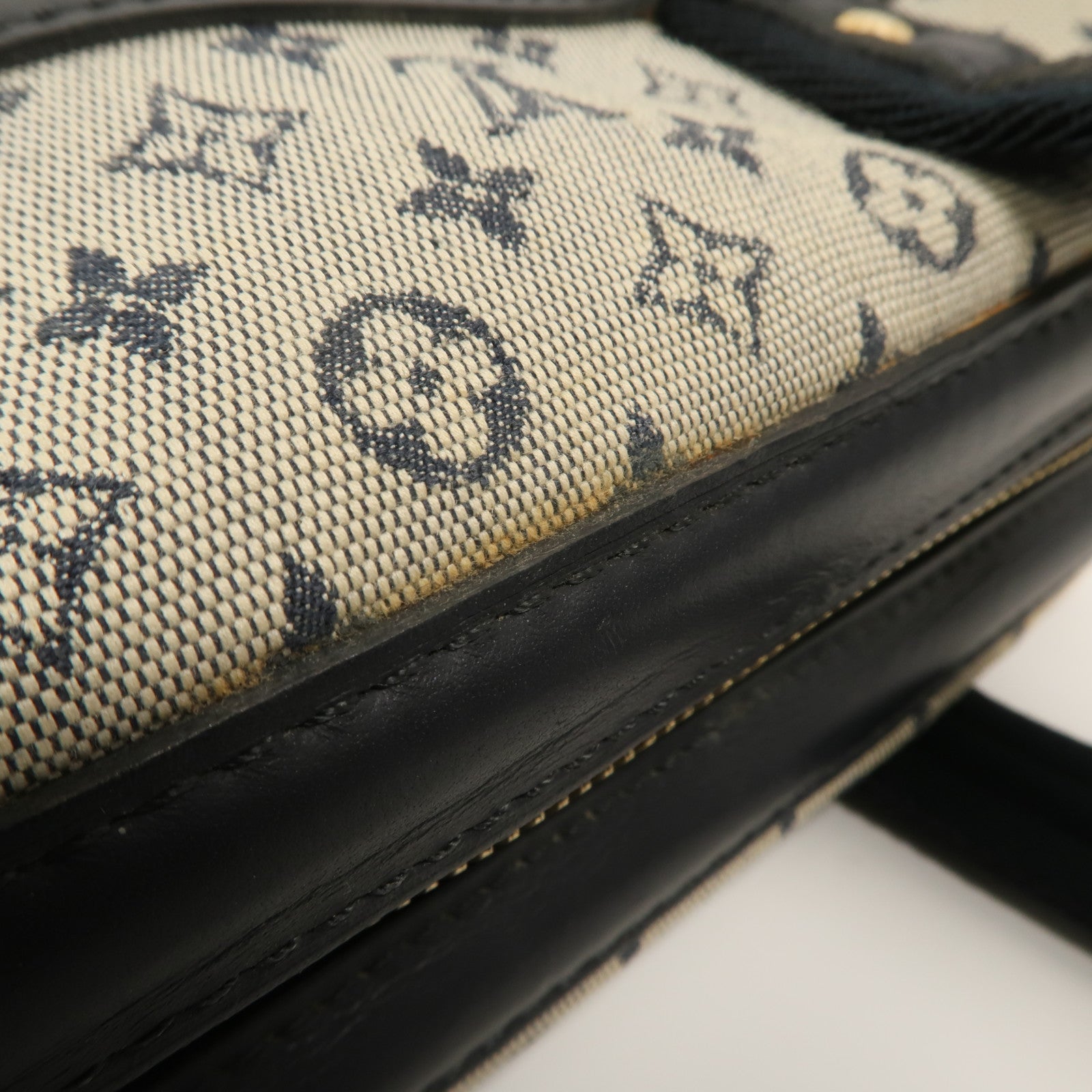 LOUIS VUITTON Monogram帆布Mini Josephine PM手挽袋