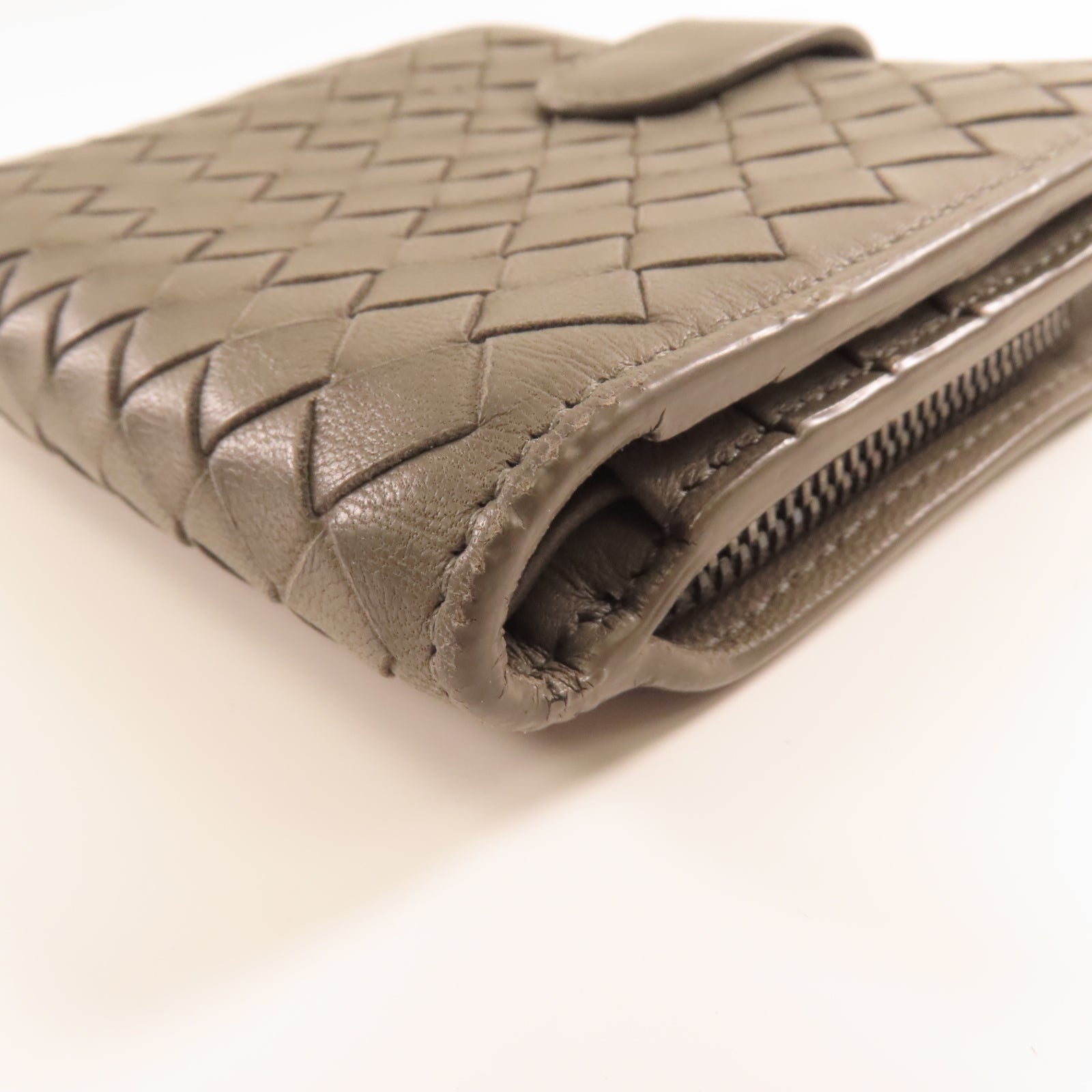 BOTTEGA VENETA 羊皮皮革Wallet銀扣錢包灰色