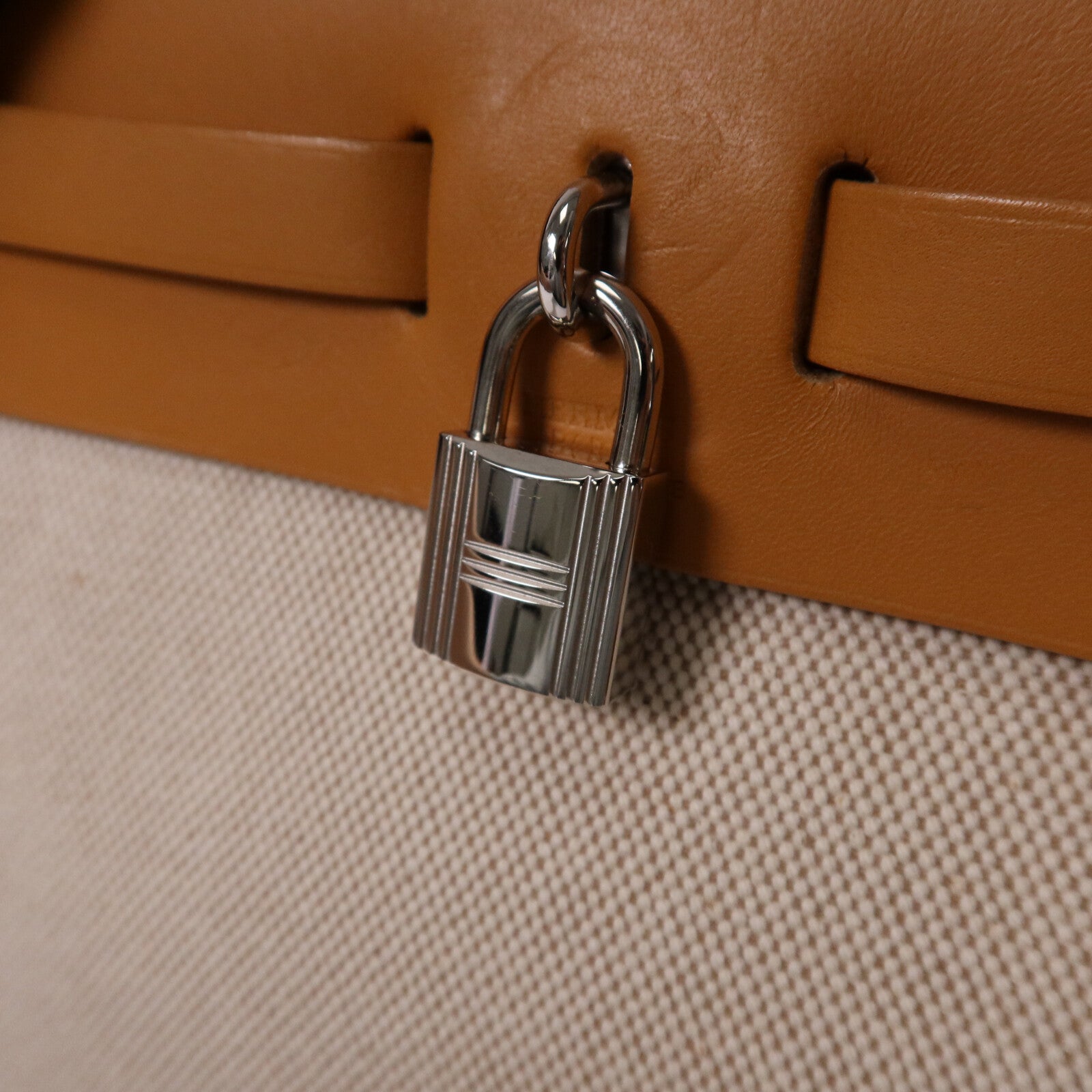 HERMES 帆布Herbag PM手挽肩背銀扣兩用袋Black/Beige