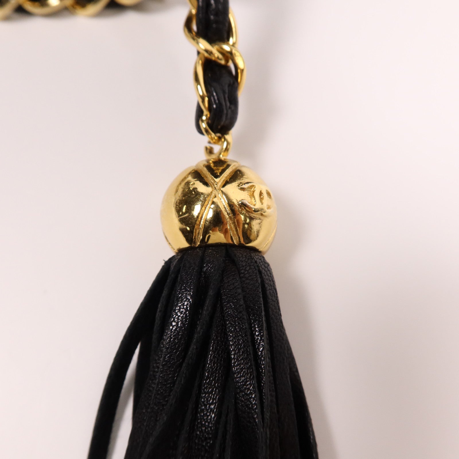 CHANEL 羊皮皮革Chain Shoulder金扣鏈帶肩背袋