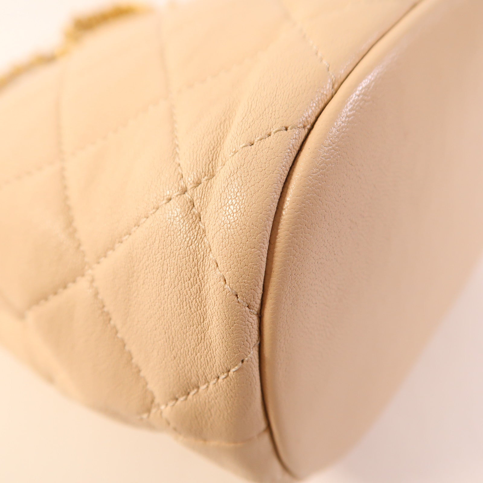 CHANEL 羊皮皮革Chain Shoulder金扣鏈帶肩背袋