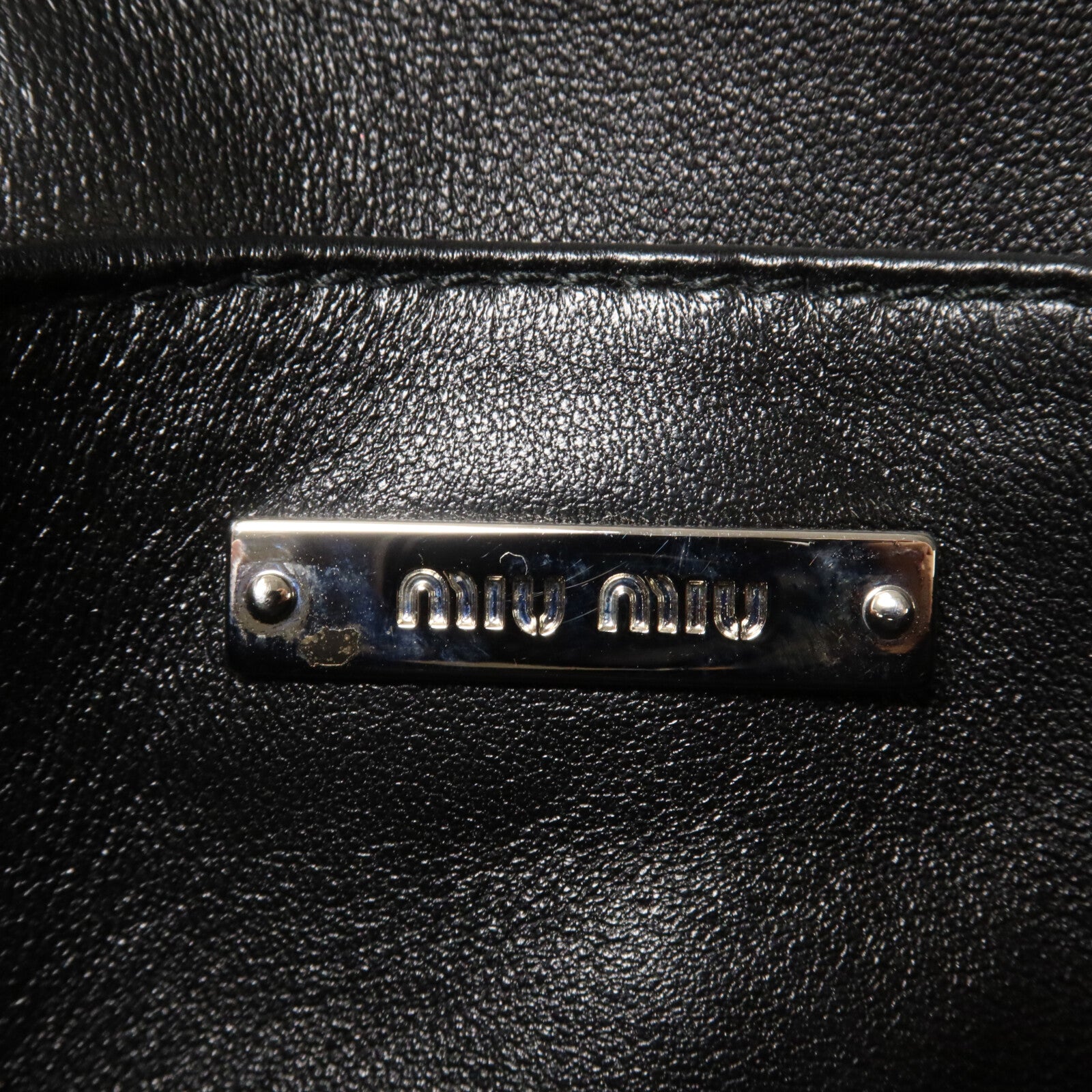 Miu Miu 牛皮皮革Chain Shoulder鏈帶肩背袋