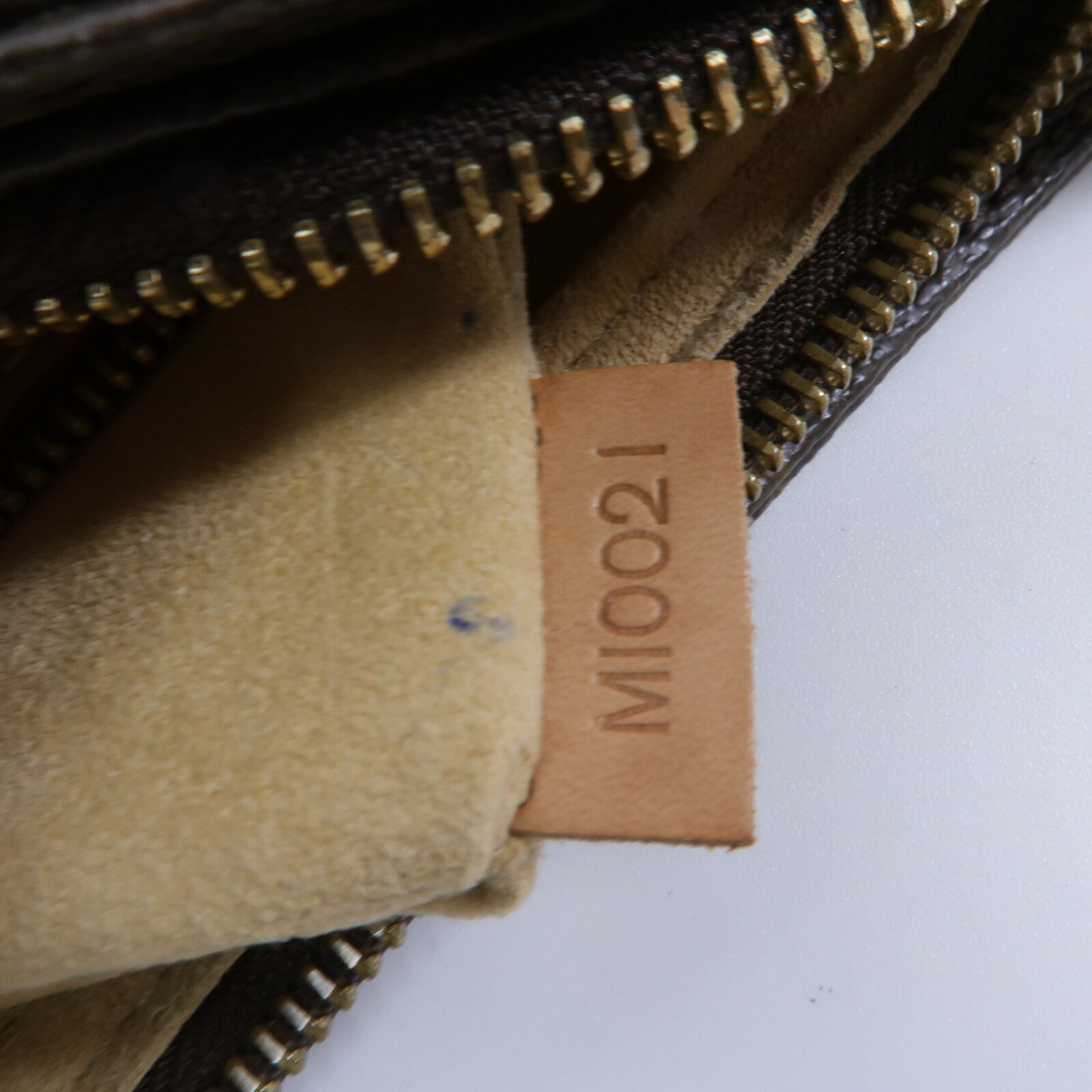 LOUIS VUITTON Monogram Looping MM肩背袋
