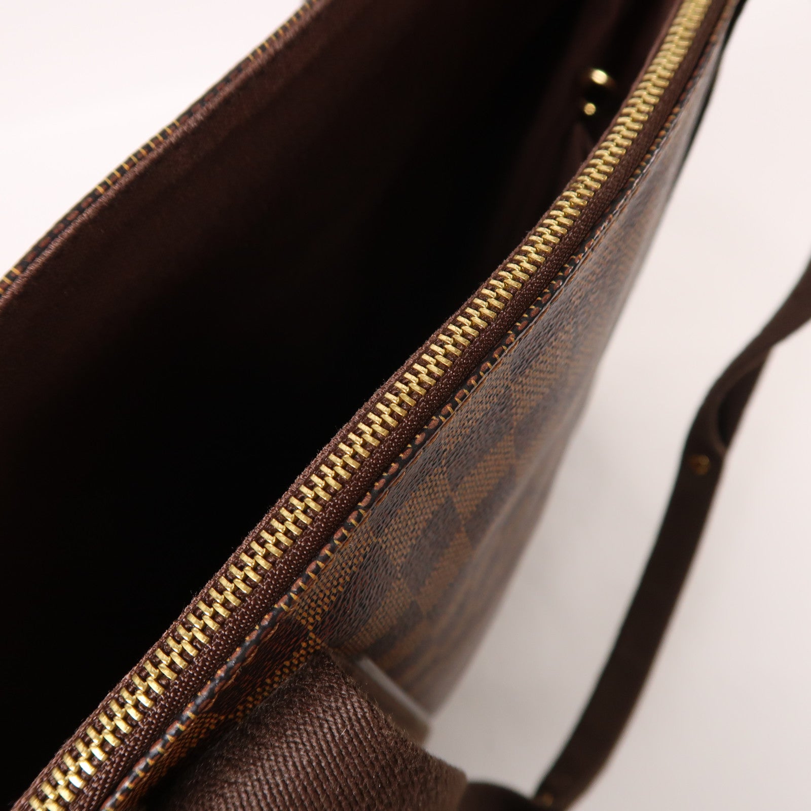 LOUIS VUITTON Damier Beaubourg金扣肩背袋棕色